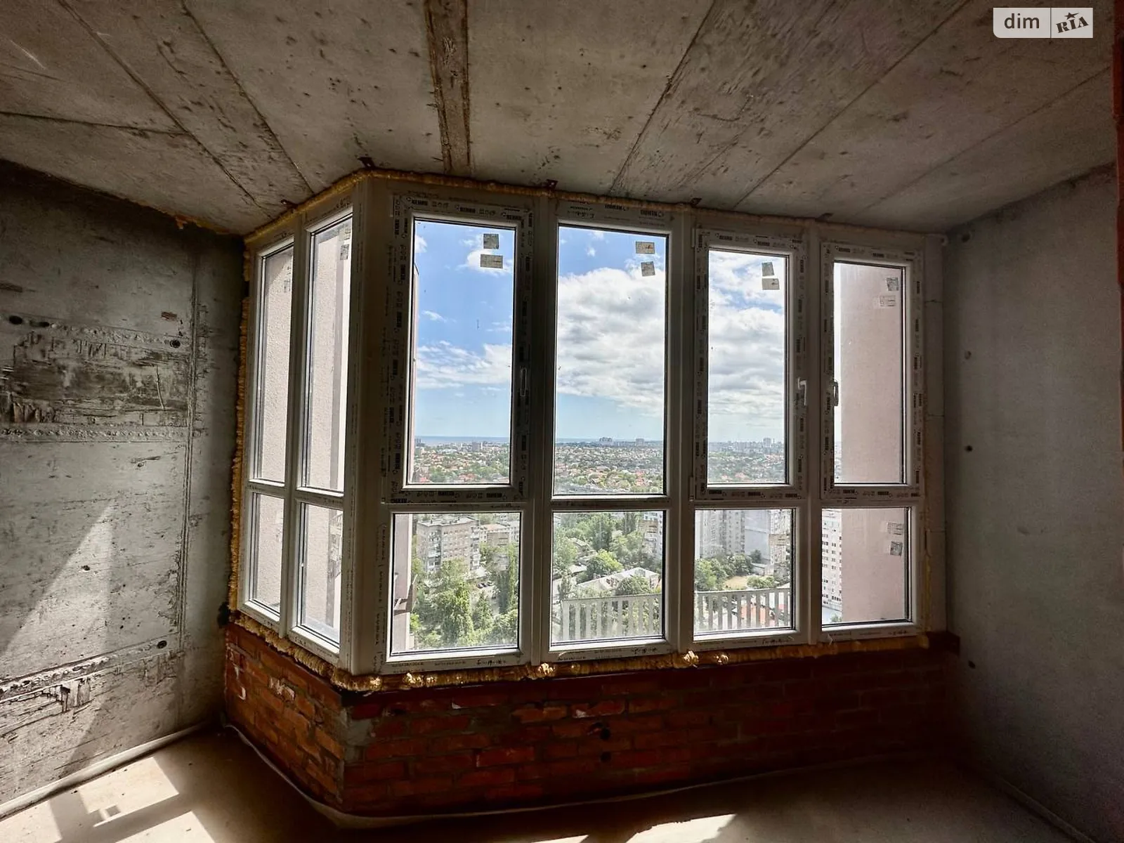 Продается 1-комнатная квартира 70 кв. м в Одессе, ул. Ивана Франко