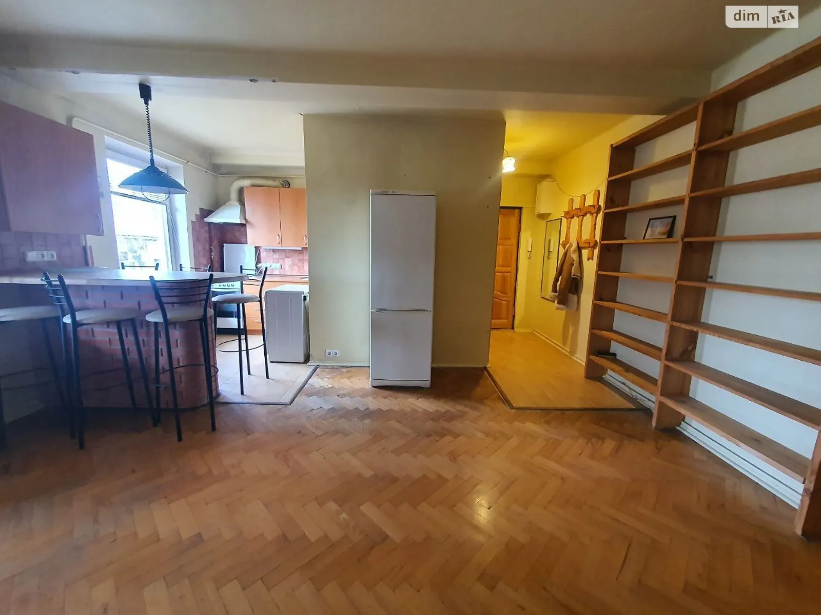 Продается 2-комнатная квартира 41 кв. м в Киеве, ул. Тампере, 11