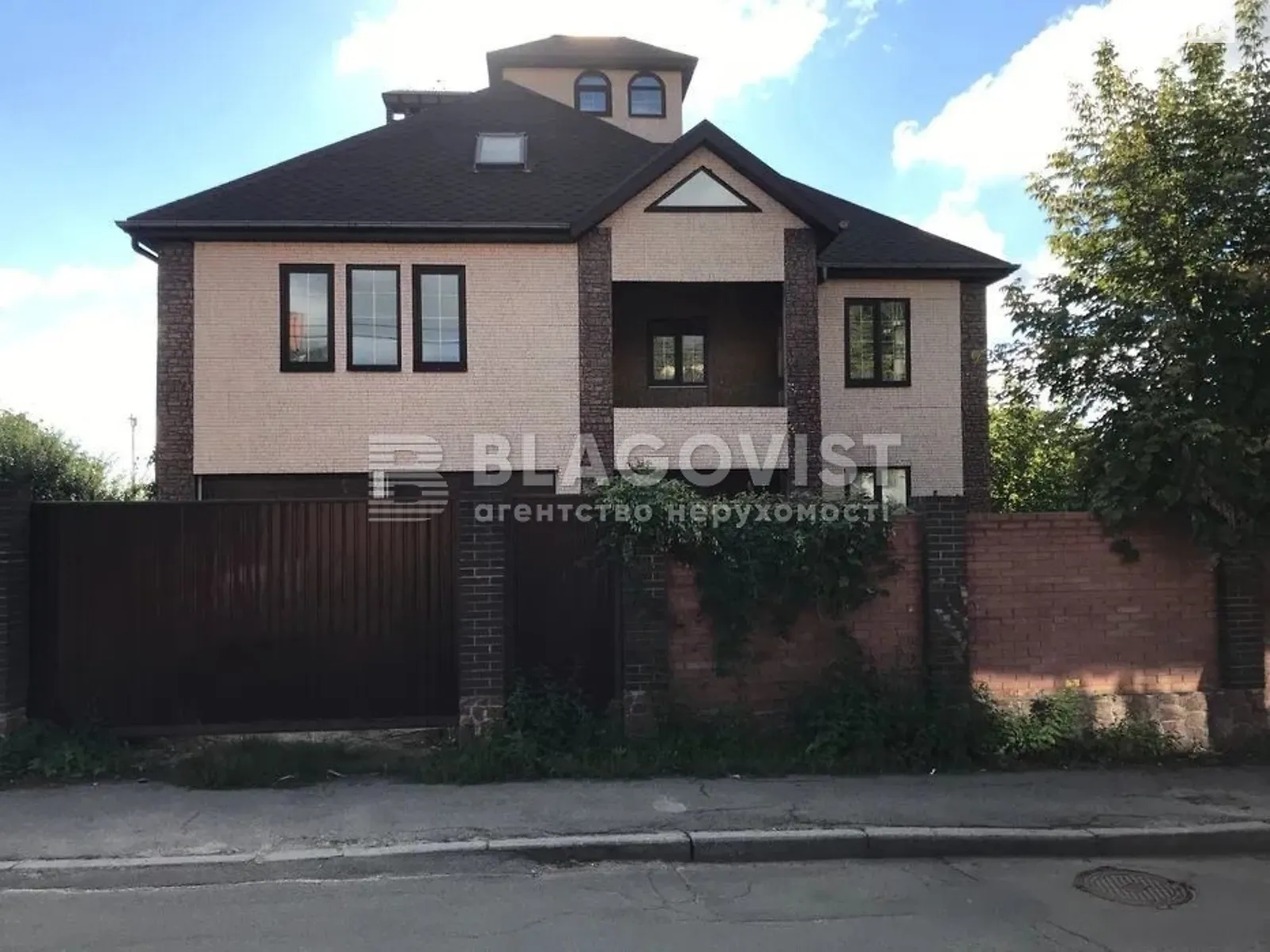 Продается одноэтажный дом 410 кв. м с террасой, цена: 370000 $ - фото 1