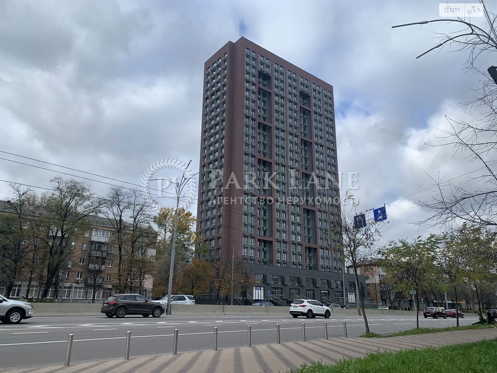 Продается 1-комнатная квартира 41 кв. м в Киеве, ул. Елены Телиги, 25