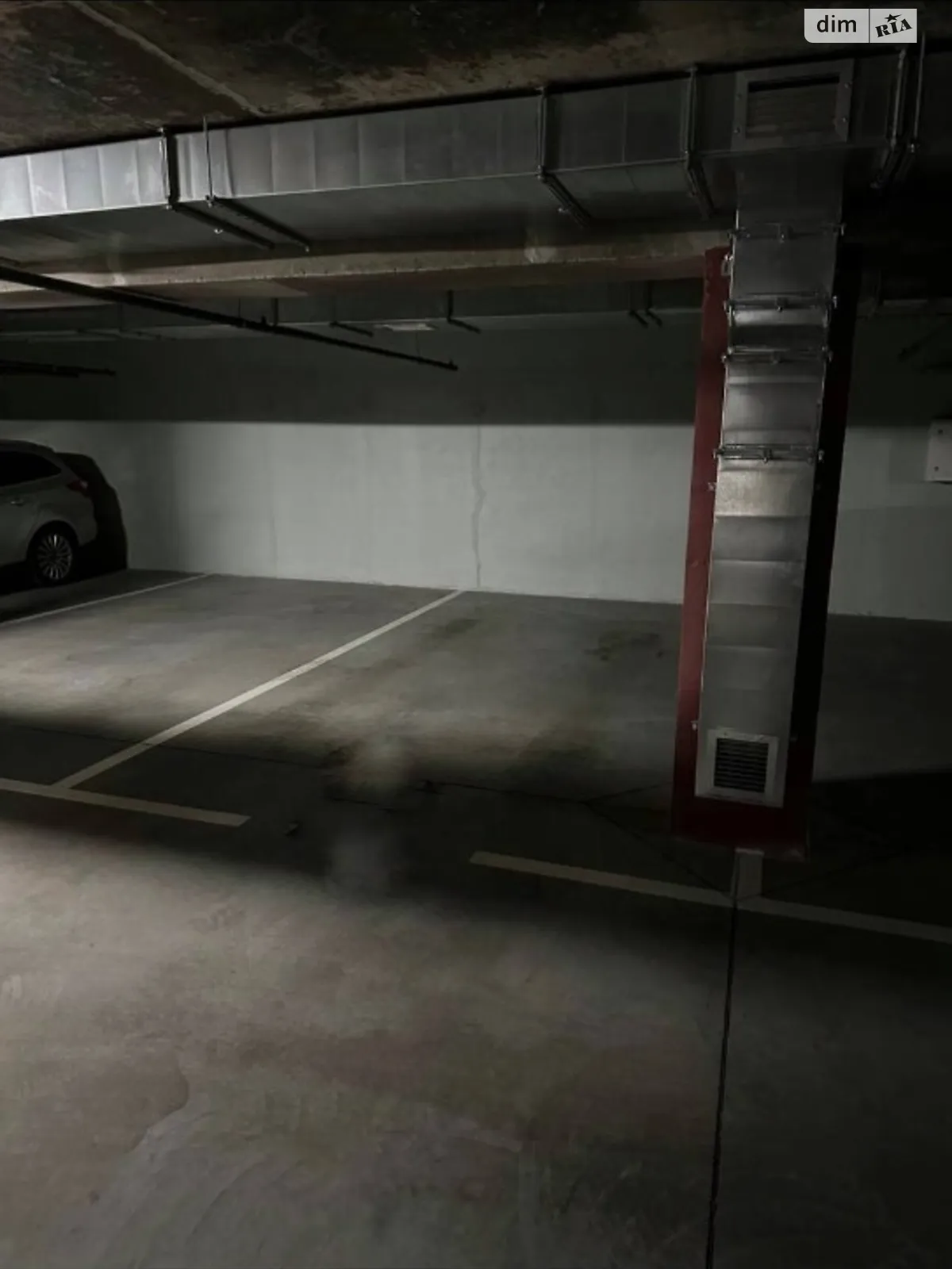 Продается подземный паркинг под легковое авто на 16.4 кв. м - фото 3