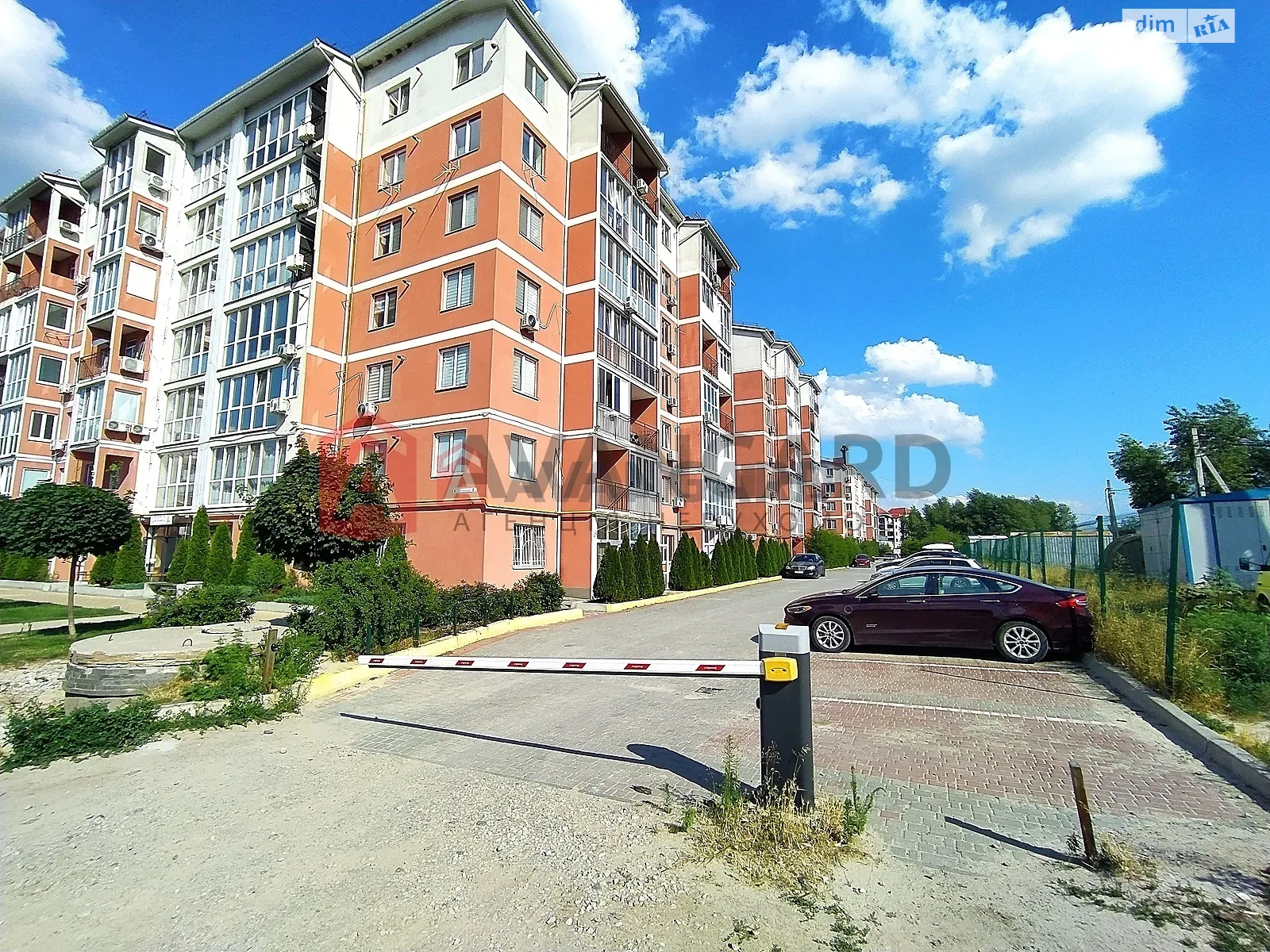 Продається об'єкт сфери послуг 40 кв. м в 5-поверховій будівлі, цена: 16500 $ - фото 1