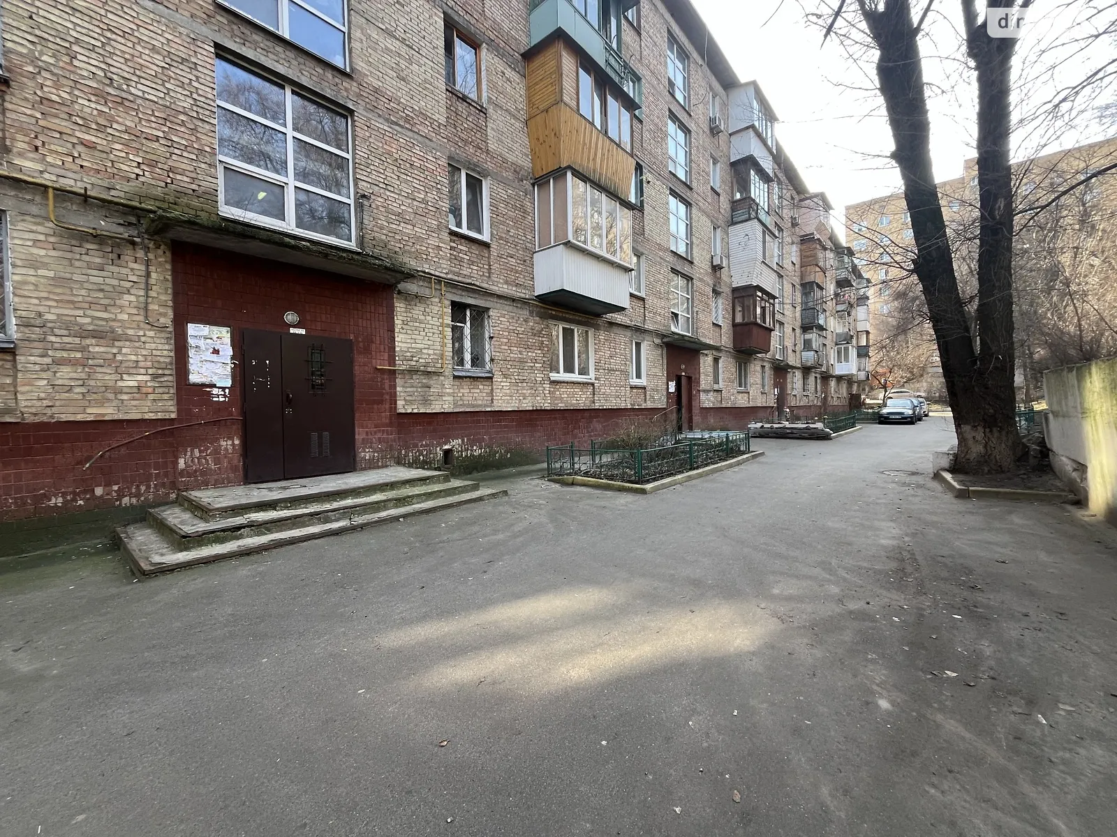 Продается 1-комнатная квартира 32 кв. м в Киеве, ул. Сырецкая, 32-34 - фото 1