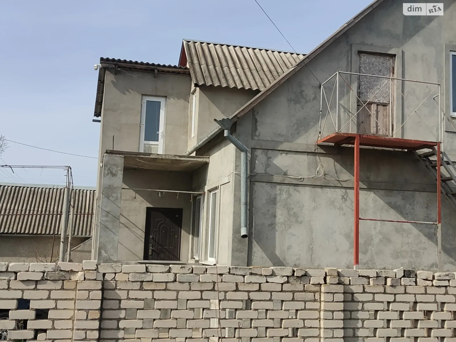 Продається будинок 2 поверховий 119 кв. м з каміном, цена: 75000 $