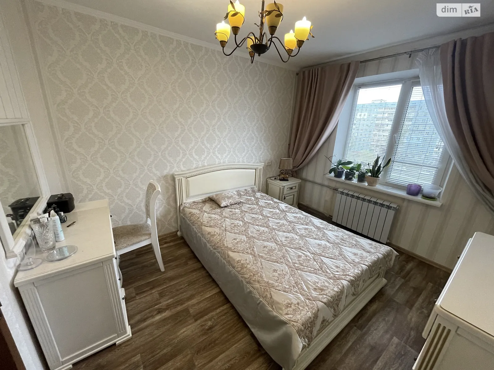 Продается 3-комнатная квартира 63 кв. м в Днепре, цена: 52000 $