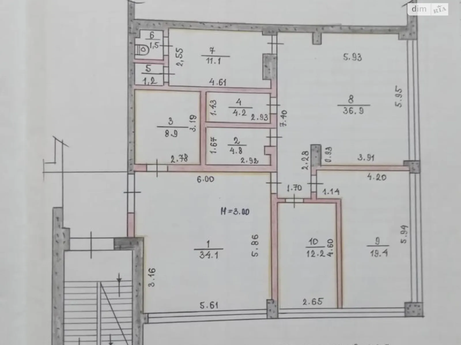 Продается офис 144 кв. м в бизнес-центре, цена: 50000 $