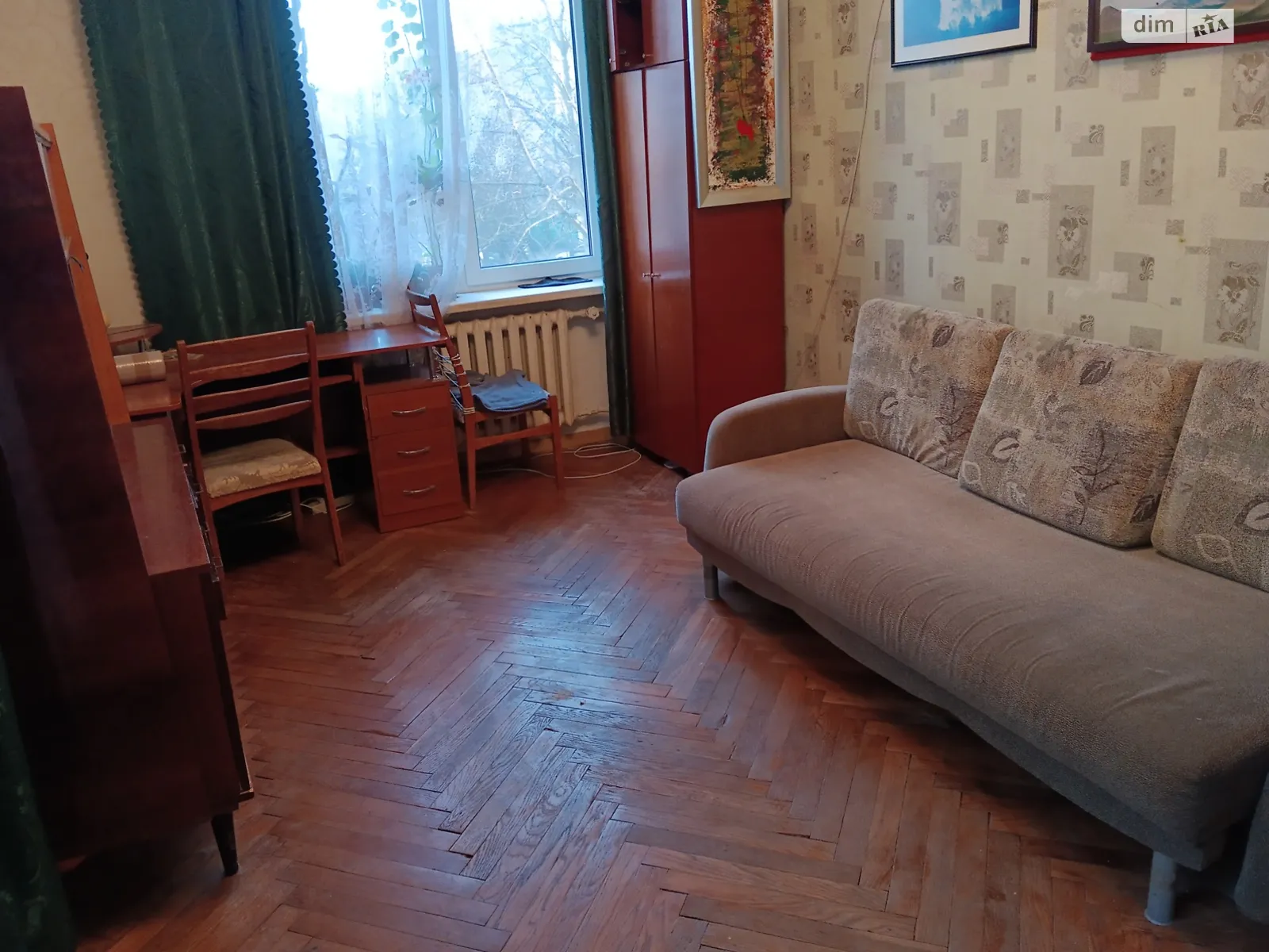 Здається в оренду кімната 50 кв. м у Києві, цена: 4000 грн