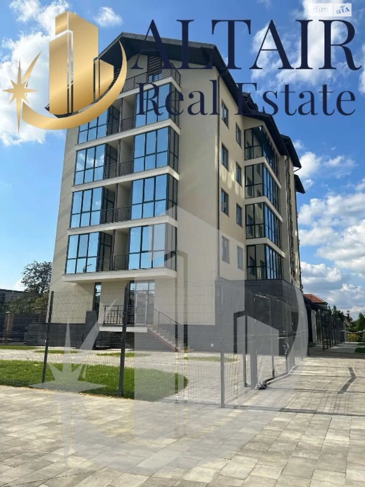 Продается 4-комнатная квартира 195 кв. м в Харькове, ул. Авиационная - фото 1