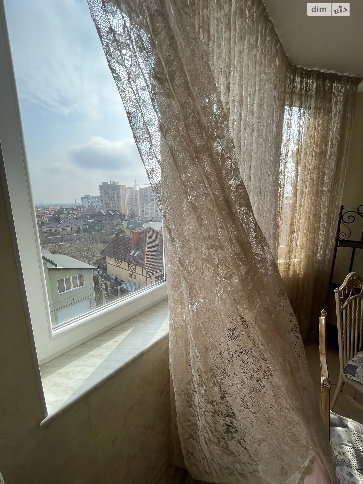 2-комнатная квартира 75 кв. м в Луцке, ул. Майская, 2 - фото 3