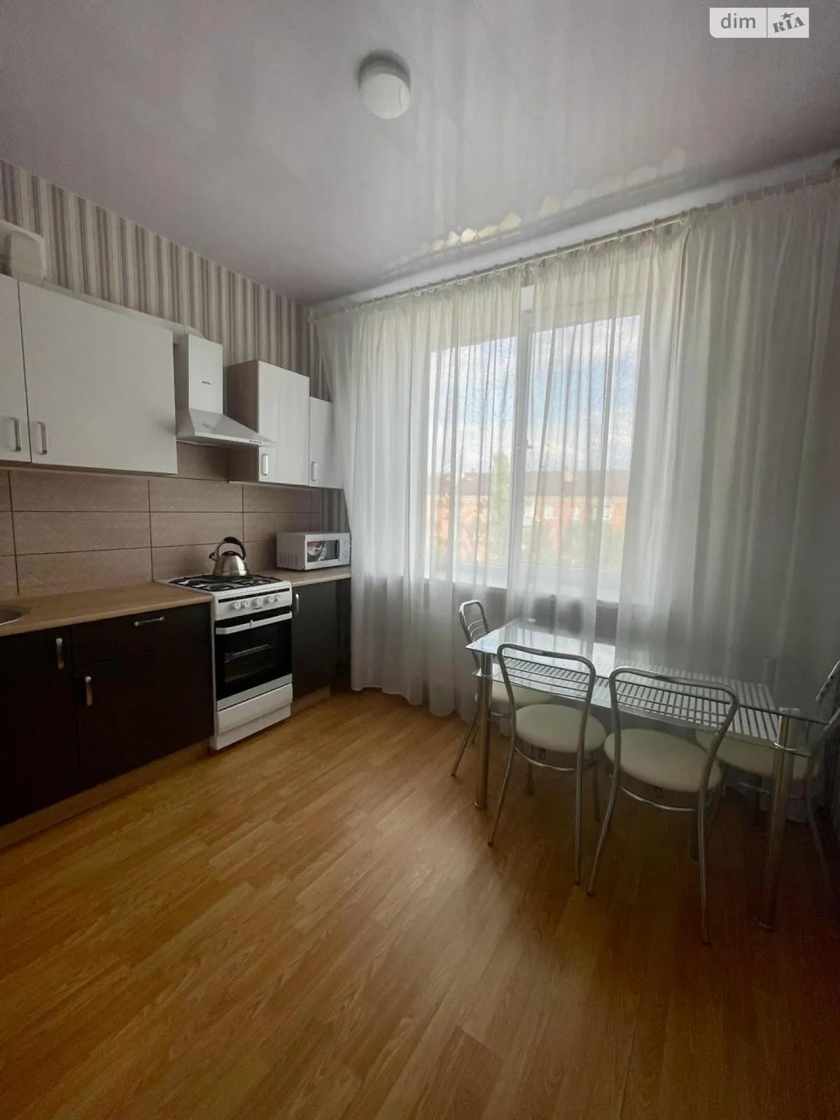 Продается 1-комнатная квартира 37.5 кв. м в Днепре, ул. Владимира Мономаха