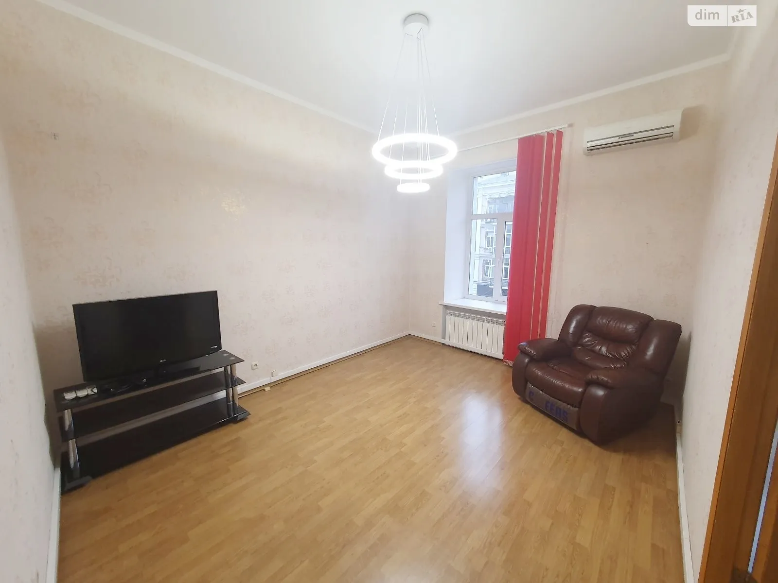 Сдается в аренду 3-комнатная квартира 140 кв. м в Киеве - фото 3