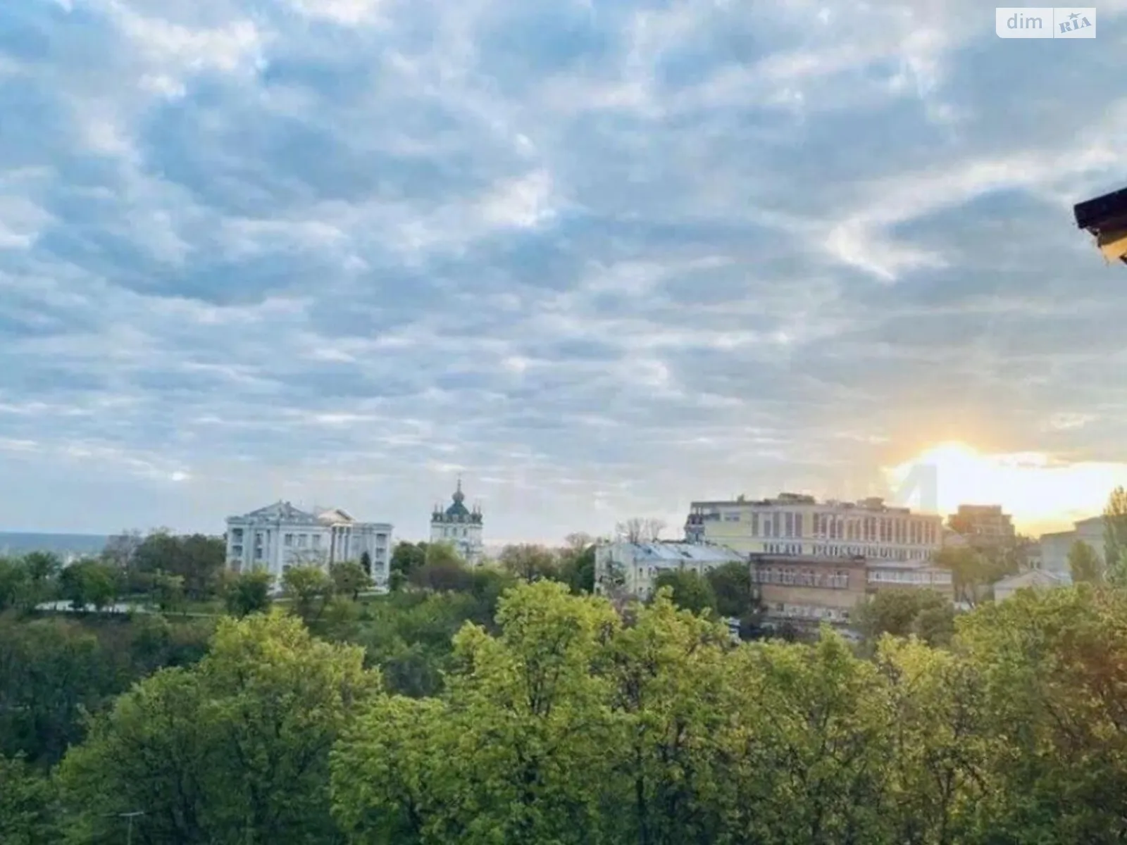 Продається 2-кімнатна квартира 71 кв. м у Києві, вул. Велика Житомирська, 16 - фото 1