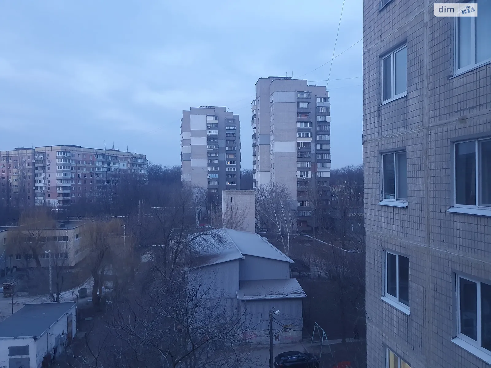 Сдается в аренду 3-комнатная квартира 45 кв. м в Днепре, мас. Тополь-3, 30 - фото 1