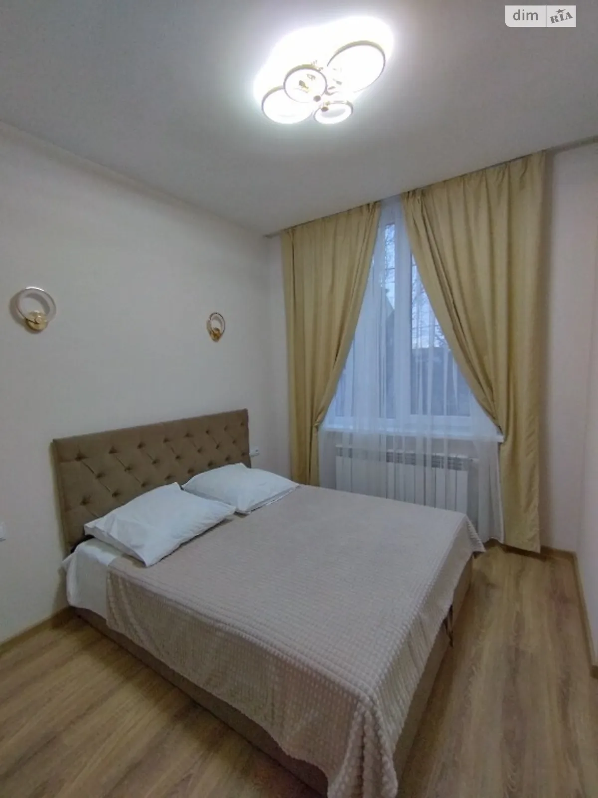 Сдается в аренду 1-комнатная квартира 37 кв. м в Ужгороде, ул. Русская