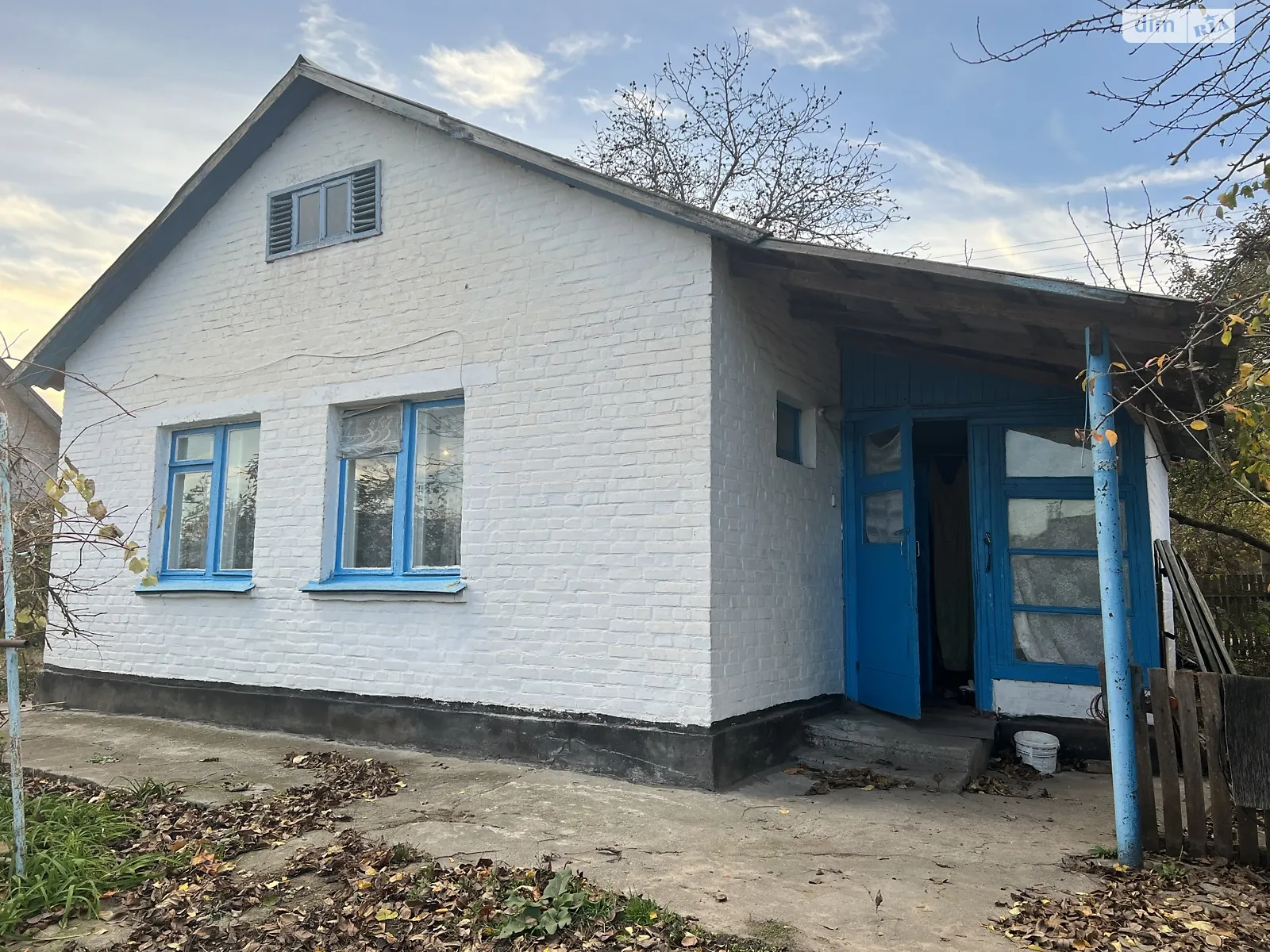 Продається одноповерховий будинок 63 кв. м з каміном, цена: 15000 $