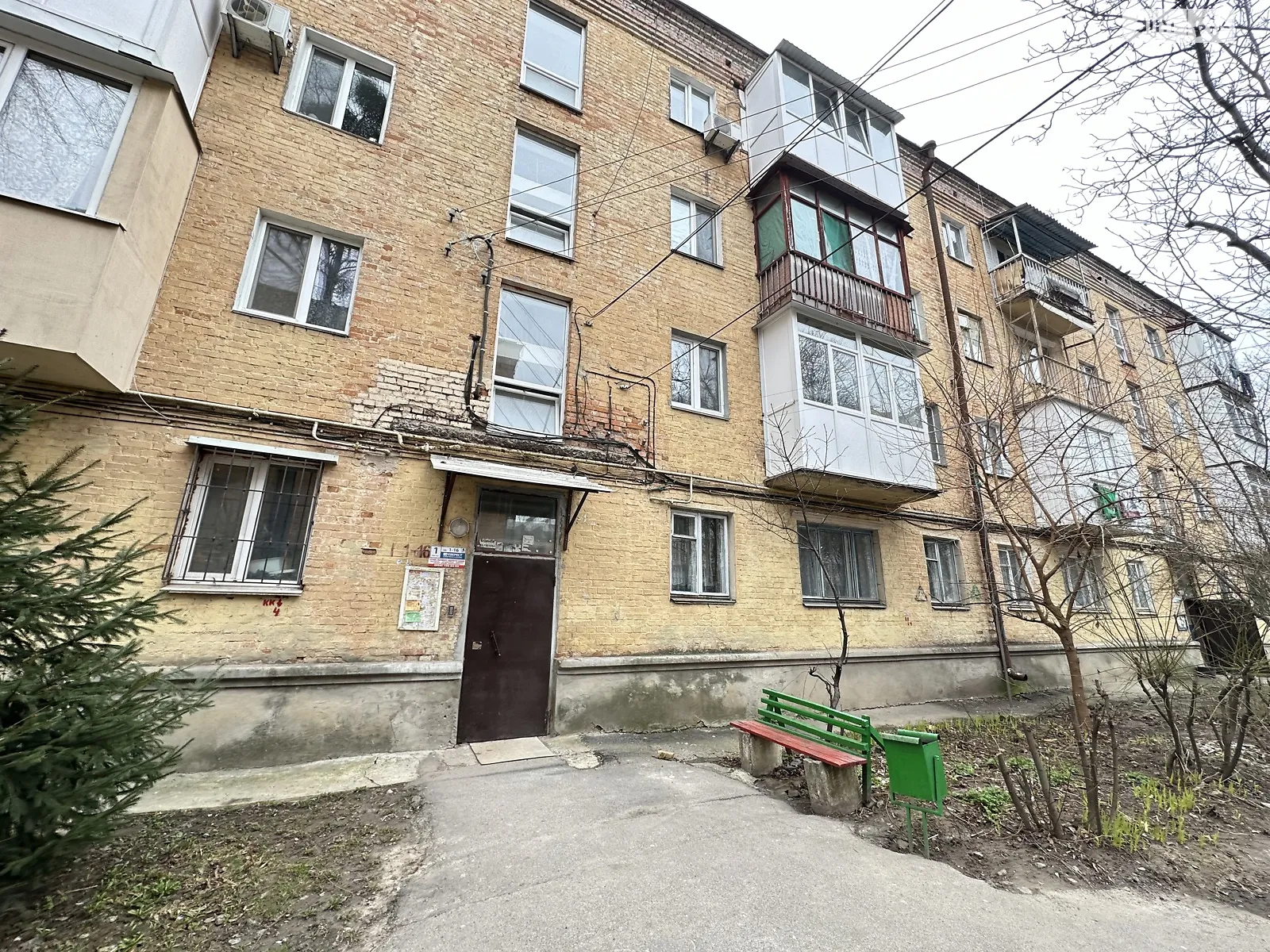 Продается 3-комнатная квартира 55 кв. м в Виннице, ул. Пирогова, 77/1 - фото 1