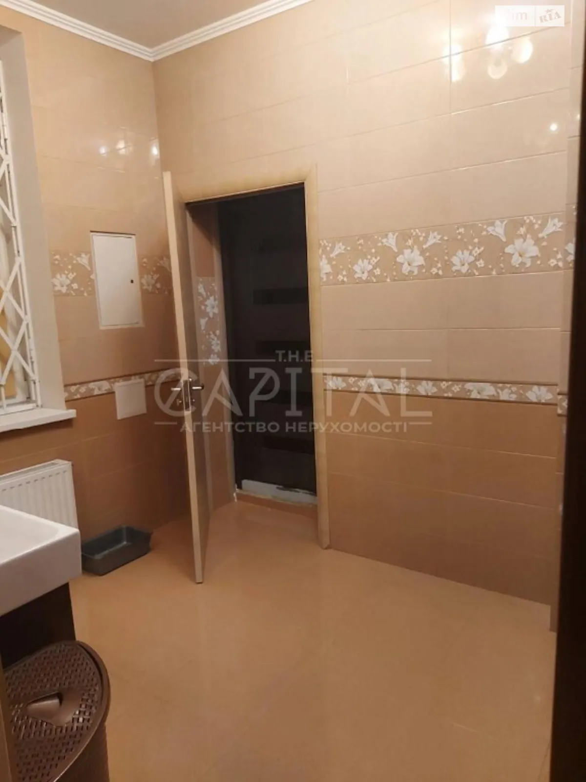 Продается дом на 2 этажа 188 кв. м с балконом, цена: 155000 $ - фото 1