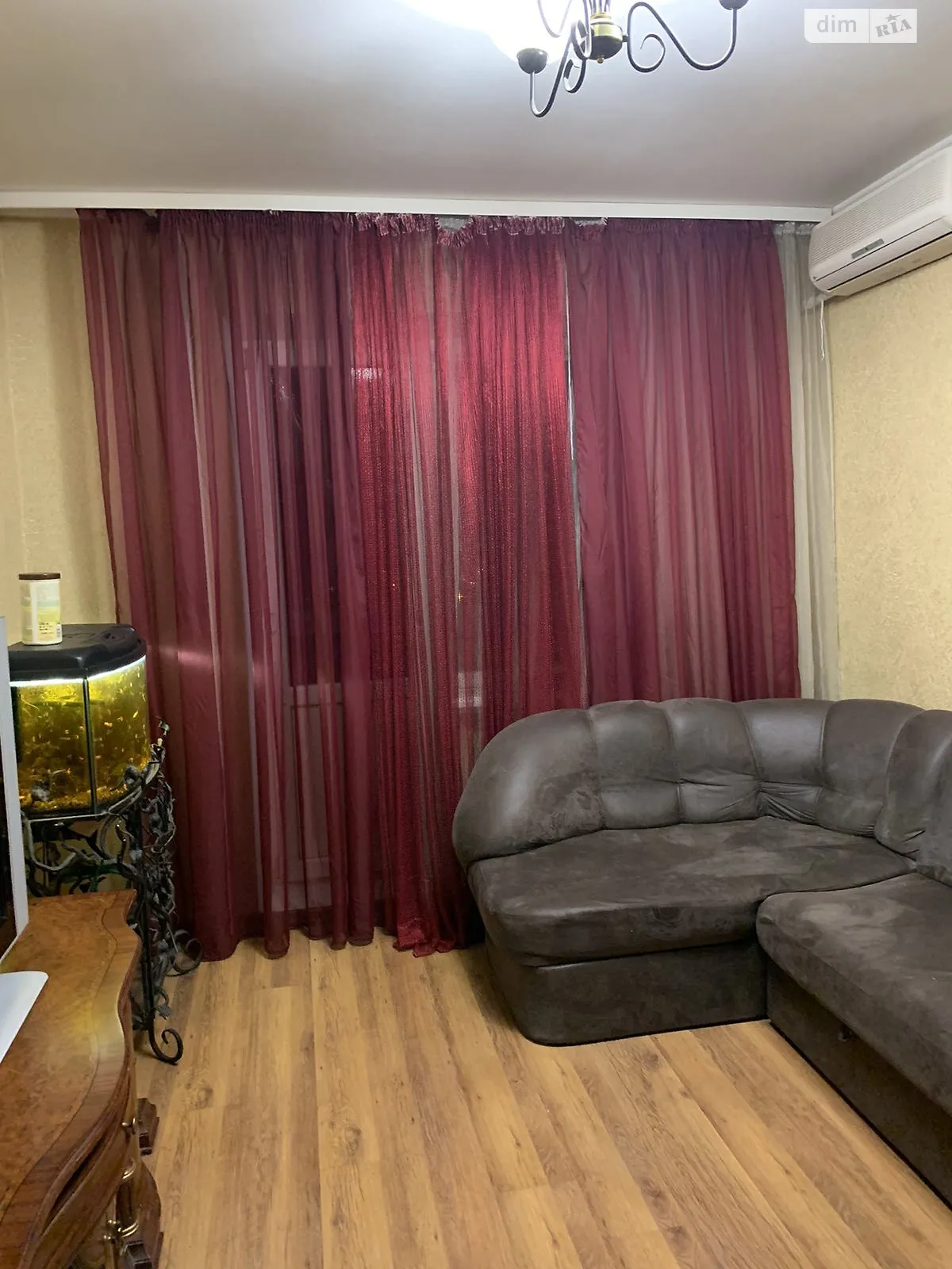 Продается 3-комнатная квартира 58.3 кв. м в Ровно - фото 1