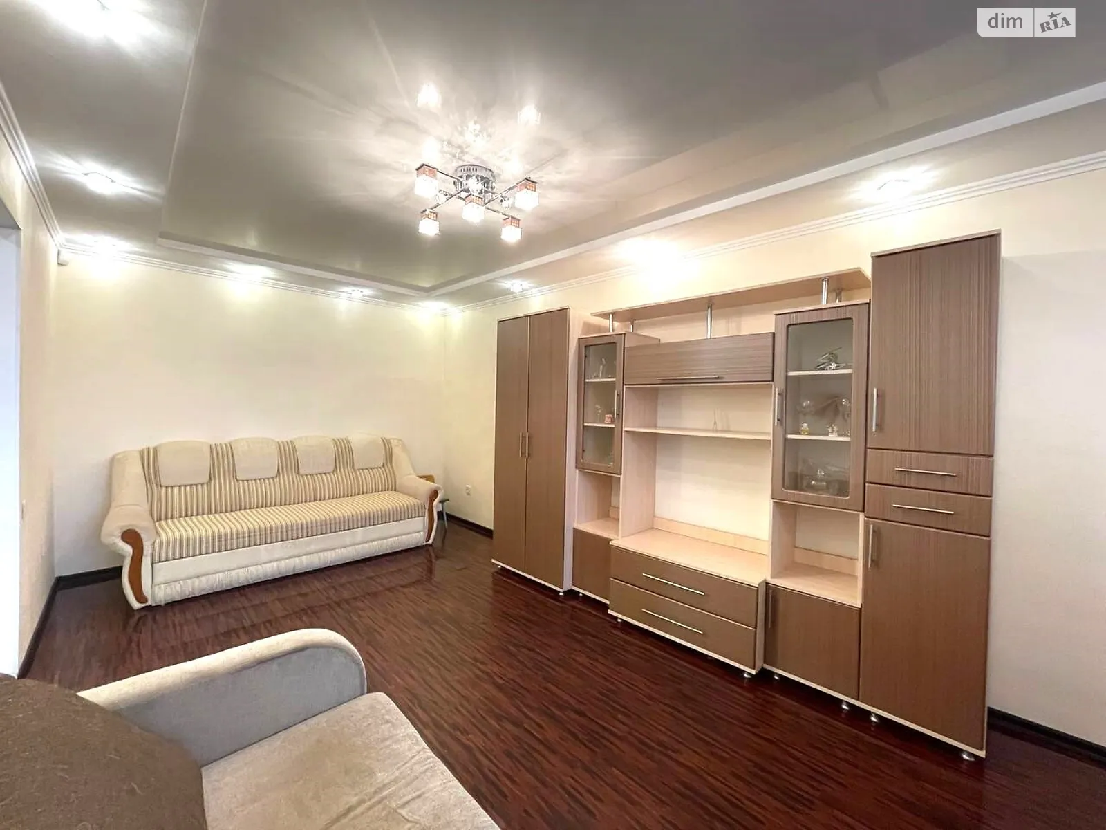 Продается 1-комнатная квартира 39 кв. м в Николаеве - фото 1