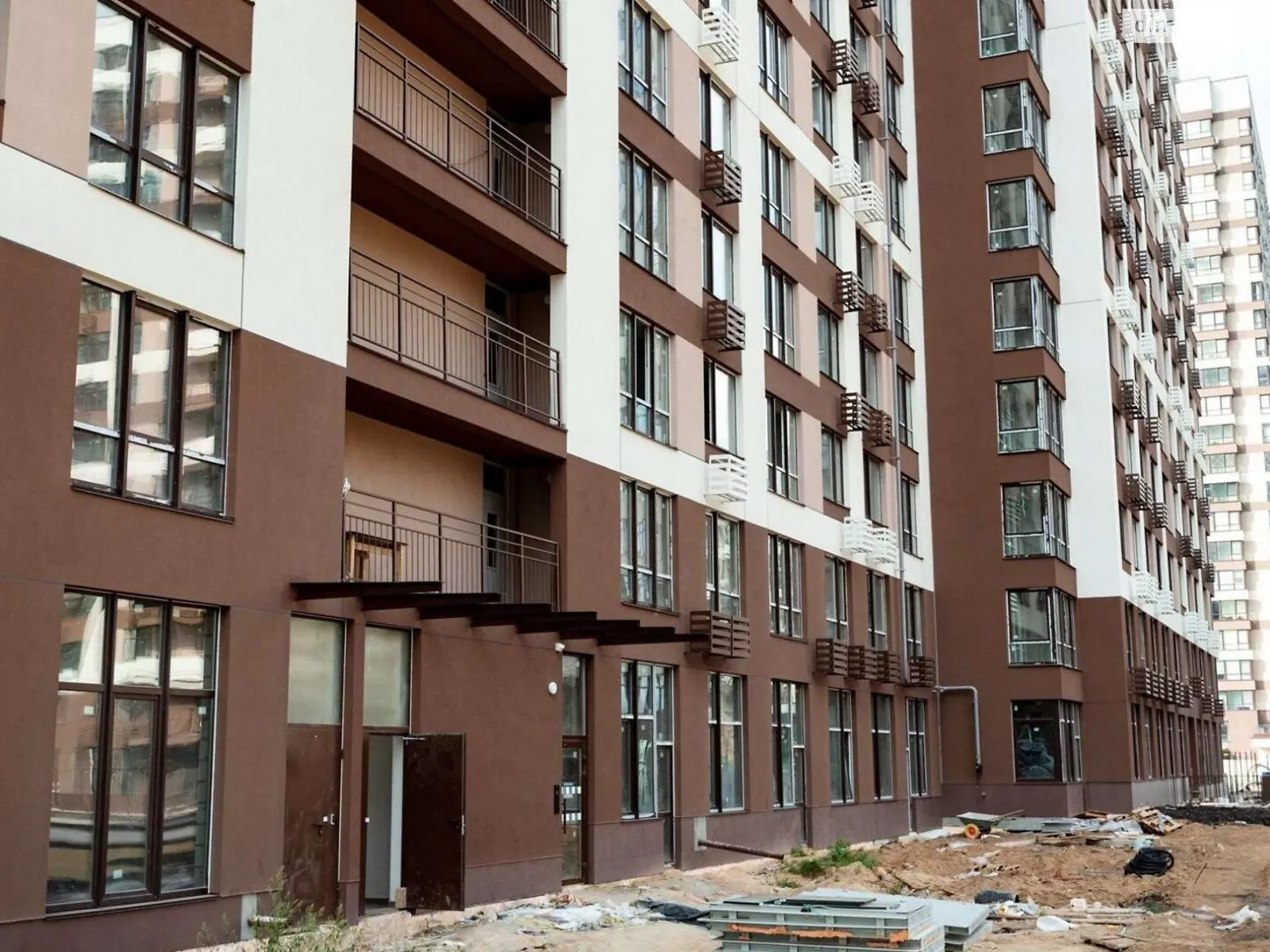 Продается 1-комнатная квартира 43 кв. м в Киеве, ул. Семьи Кристеров, 20 - фото 1