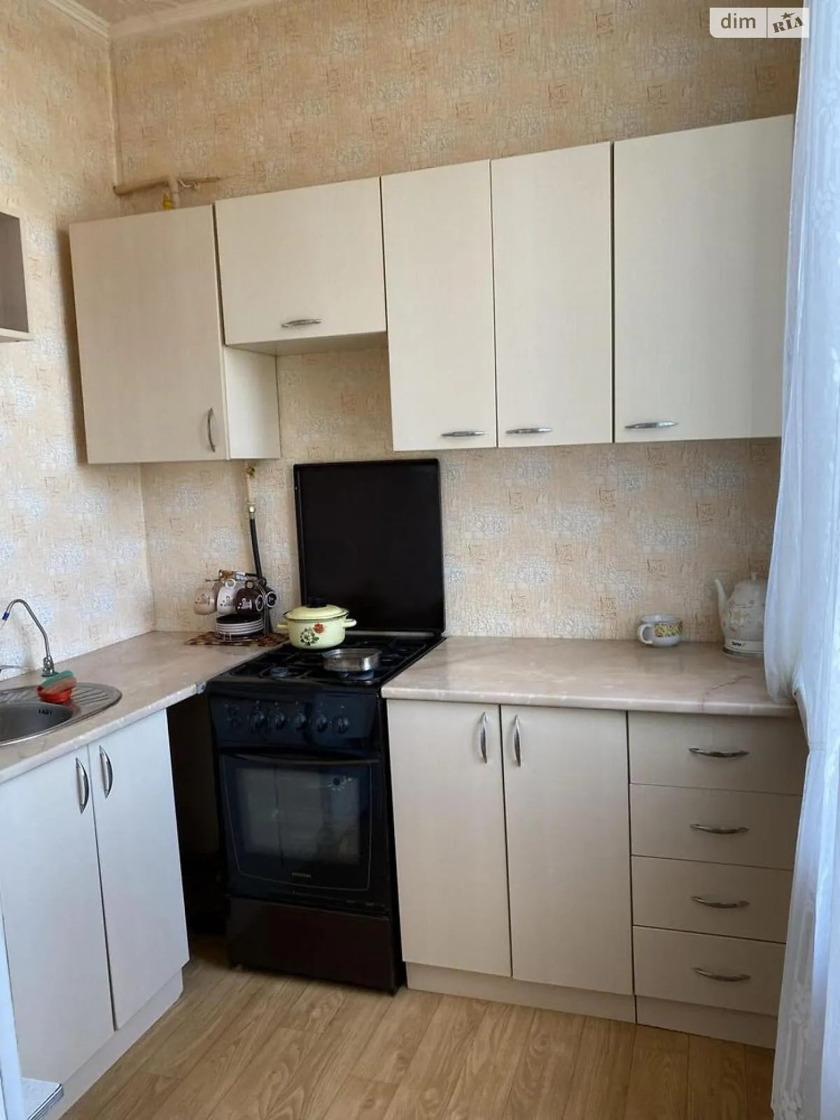 Продается 1-комнатная квартира 37.5 кв. м в Днепре, ул. Универсальная - фото 1