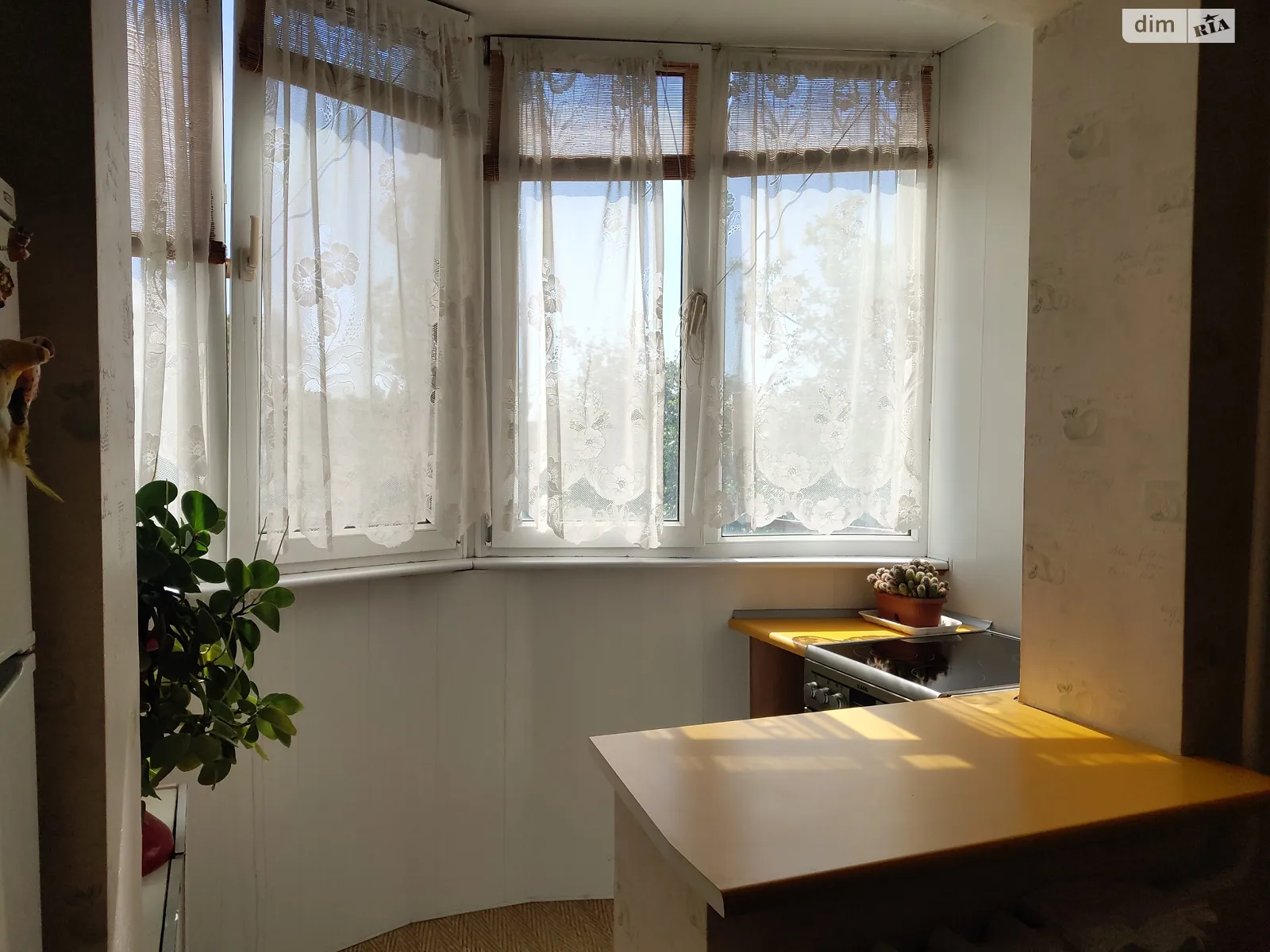 Продается 2-комнатная квартира 57.5 кв. м в Одессе, просп. Академика Глушко