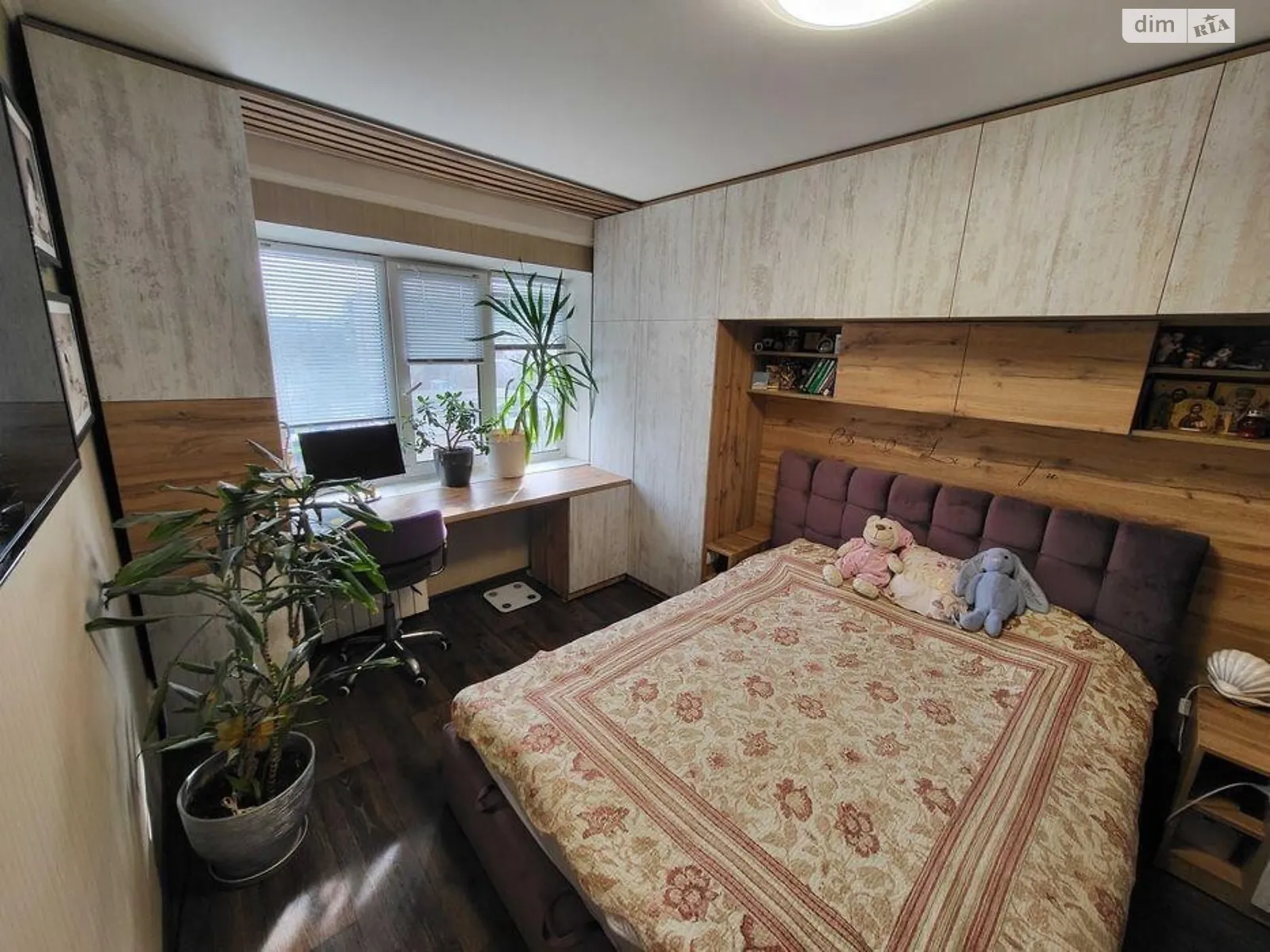 Продается 3-комнатная квартира 61 кв. м в Киеве, цена: 77000 $