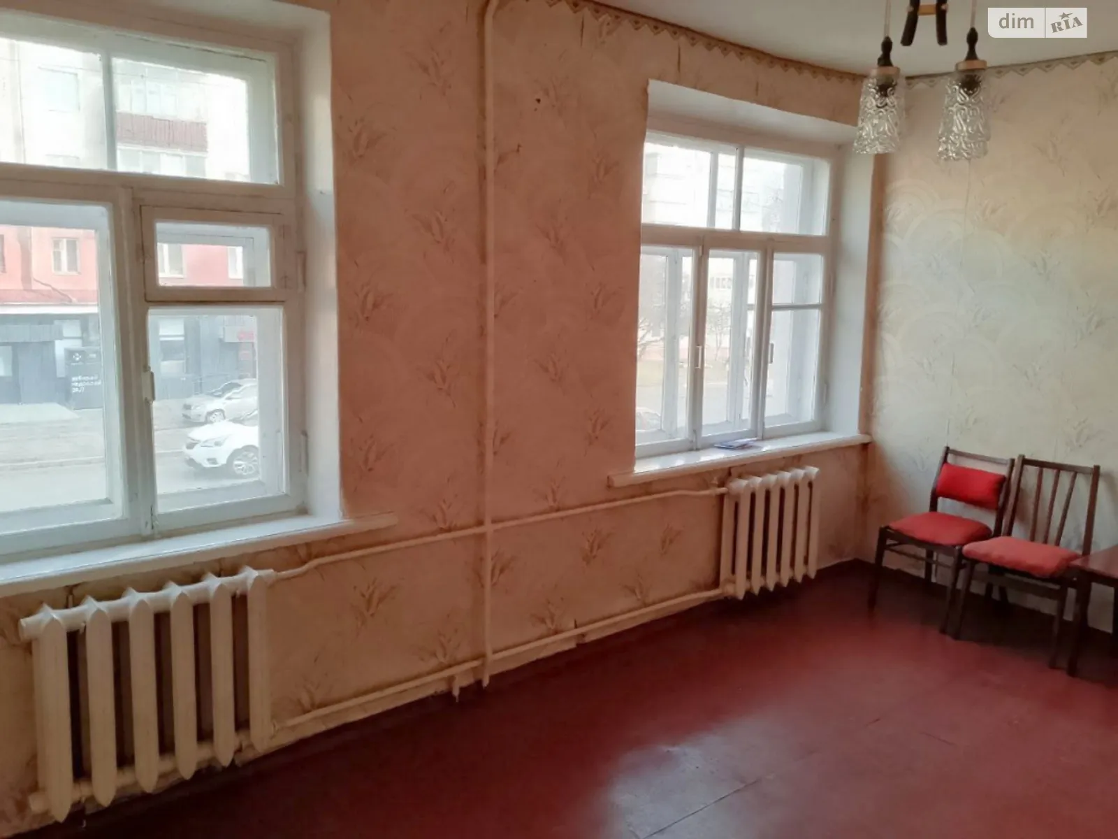 Продается 2-комнатная квартира 43 кв. м в Чернигове, цена: 24000 $