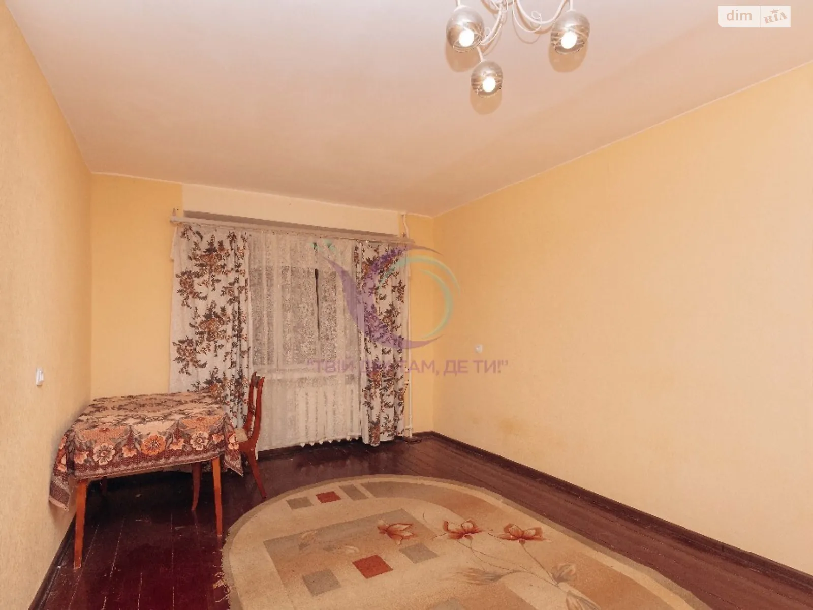 Продается 3-комнатная квартира 72 кв. м в Черновцах - фото 2