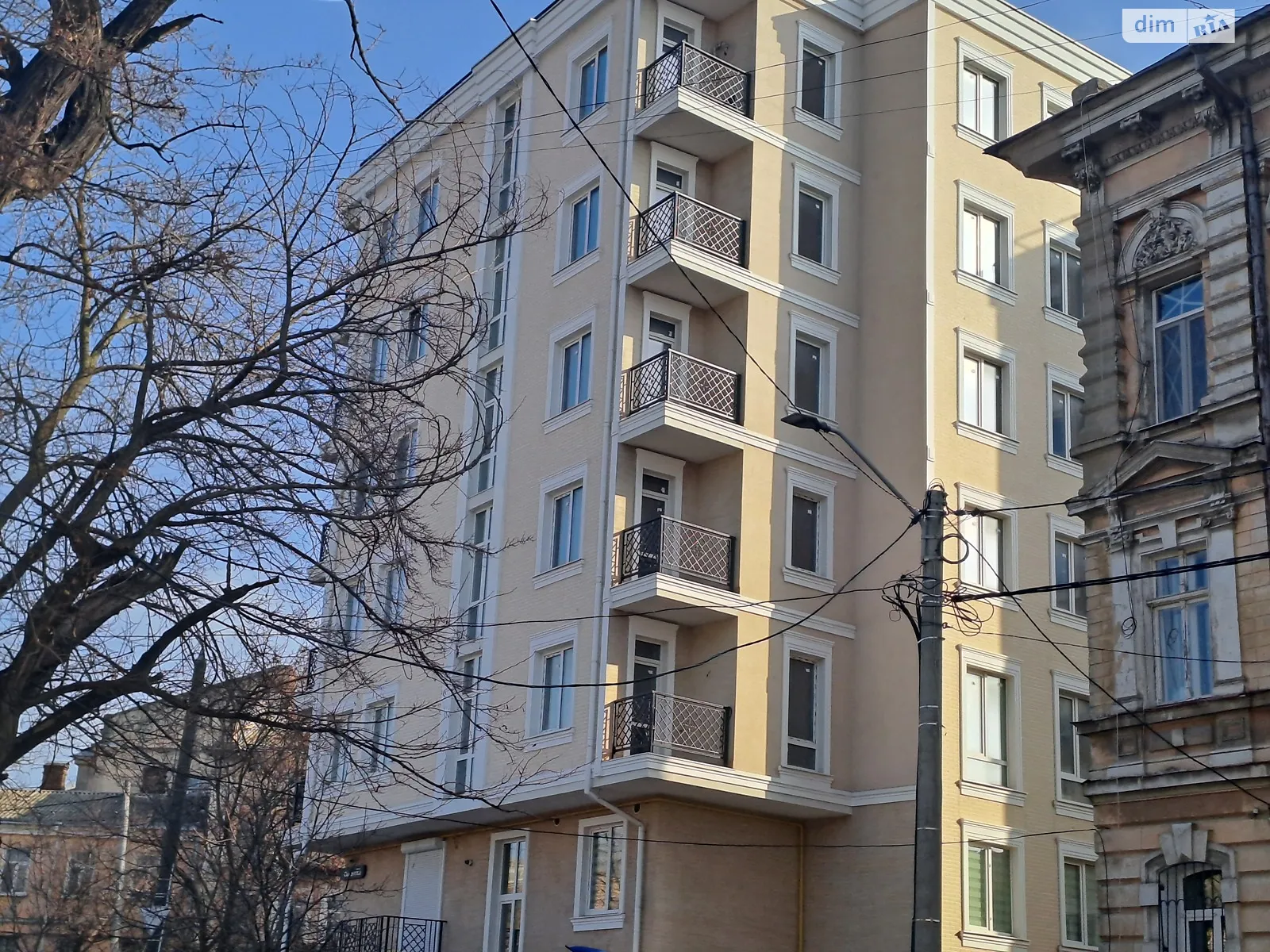 Продается 1-комнатная квартира 46.5 кв. м в Одессе, пер. Сеченова, 11 - фото 1