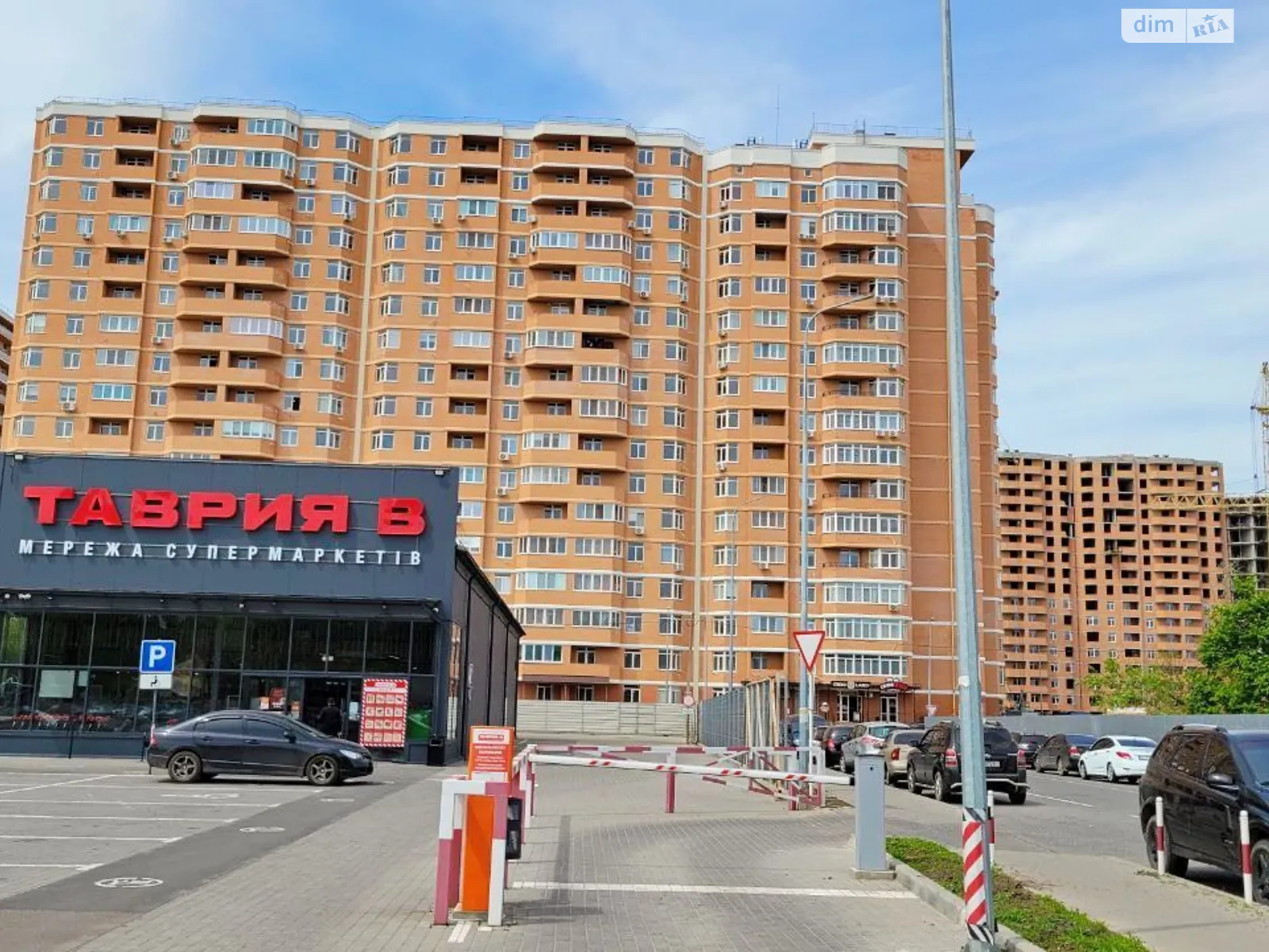 Продается 1-комнатная квартира 44 кв. м в Одессе, Овидиопольская дор., 3/1 - фото 1