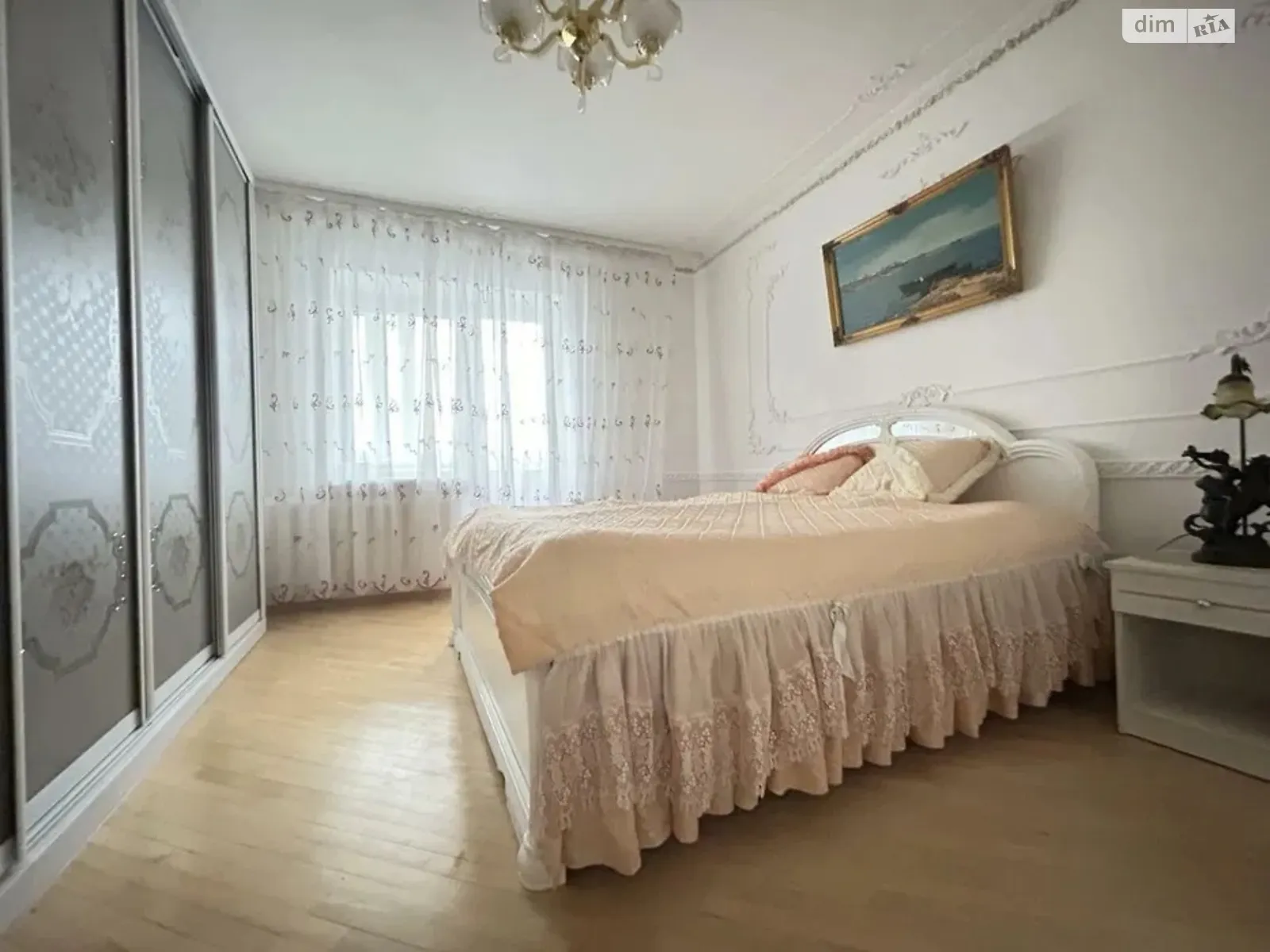 Продается 3-комнатная квартира 115 кв. м в Киеве, ул. Отдыха, 10 - фото 1