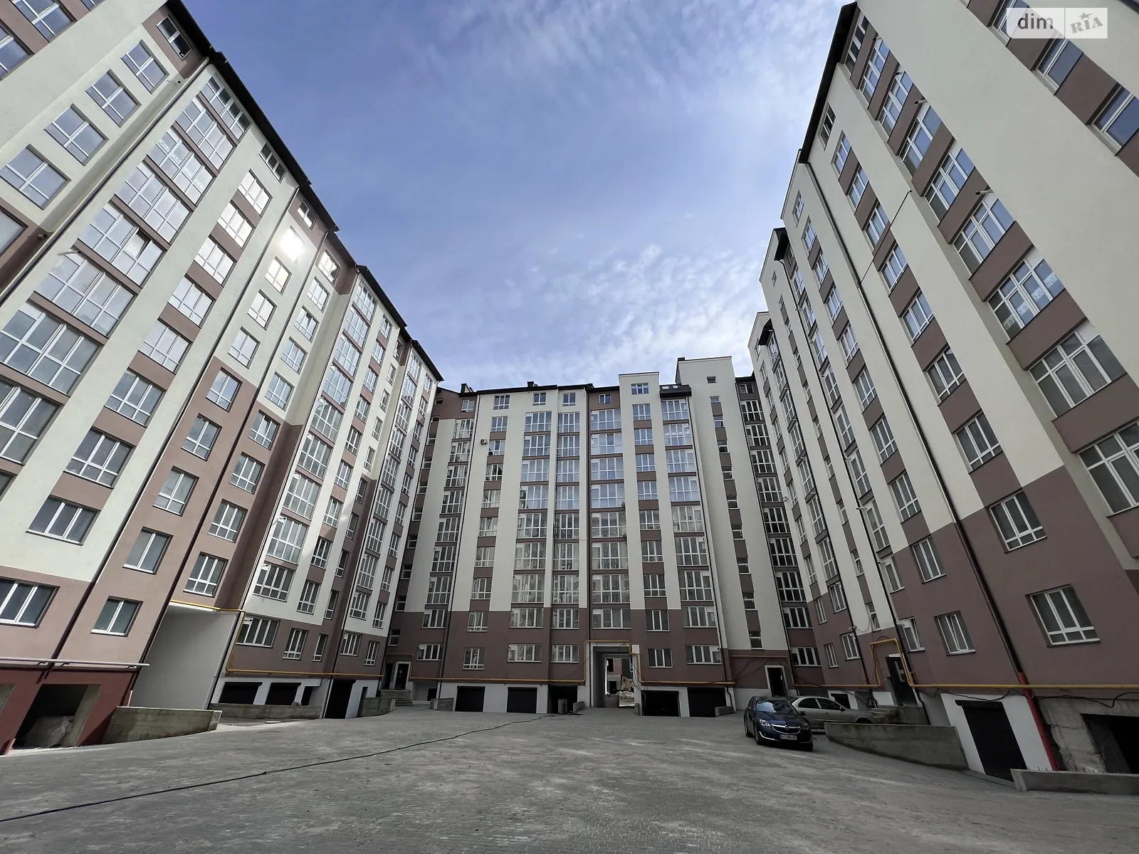 Продается 1-комнатная квартира 43 кв. м в Ивано-Франковске, цена: 49000 $