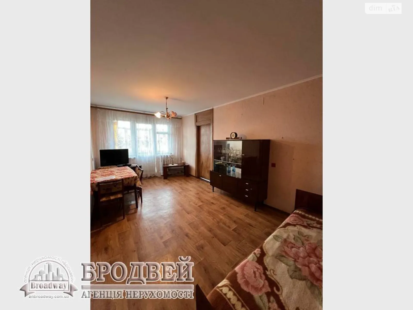 Продается 2-комнатная квартира 45 кв. м в Чернигове, цена: 28500 $