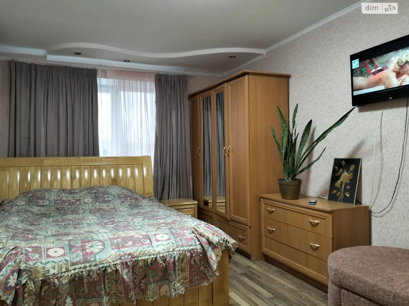 Здається в оренду 2-кімнатна квартира у Миколаєві, вул. 8-го Березня (Центр), 105