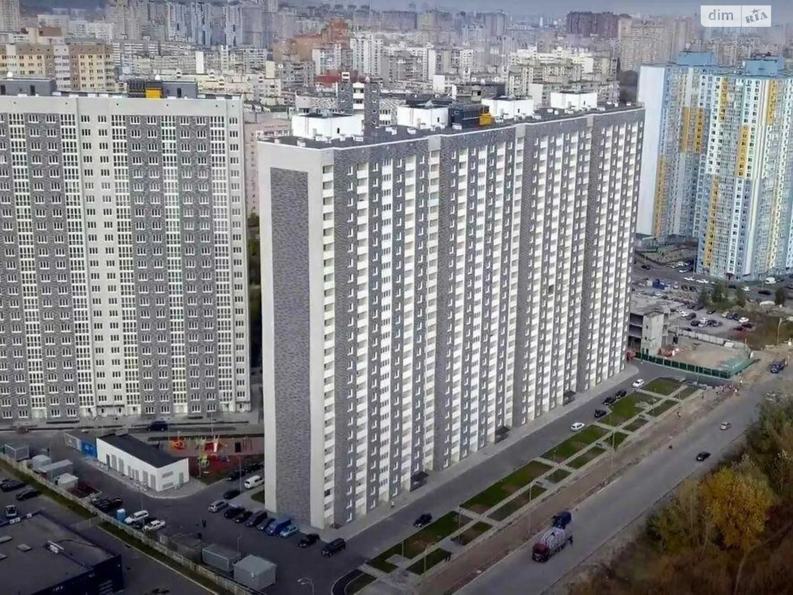 Продается 2-комнатная квартира 71.93 кв. м в Киеве, ул. Ревуцкого, 54