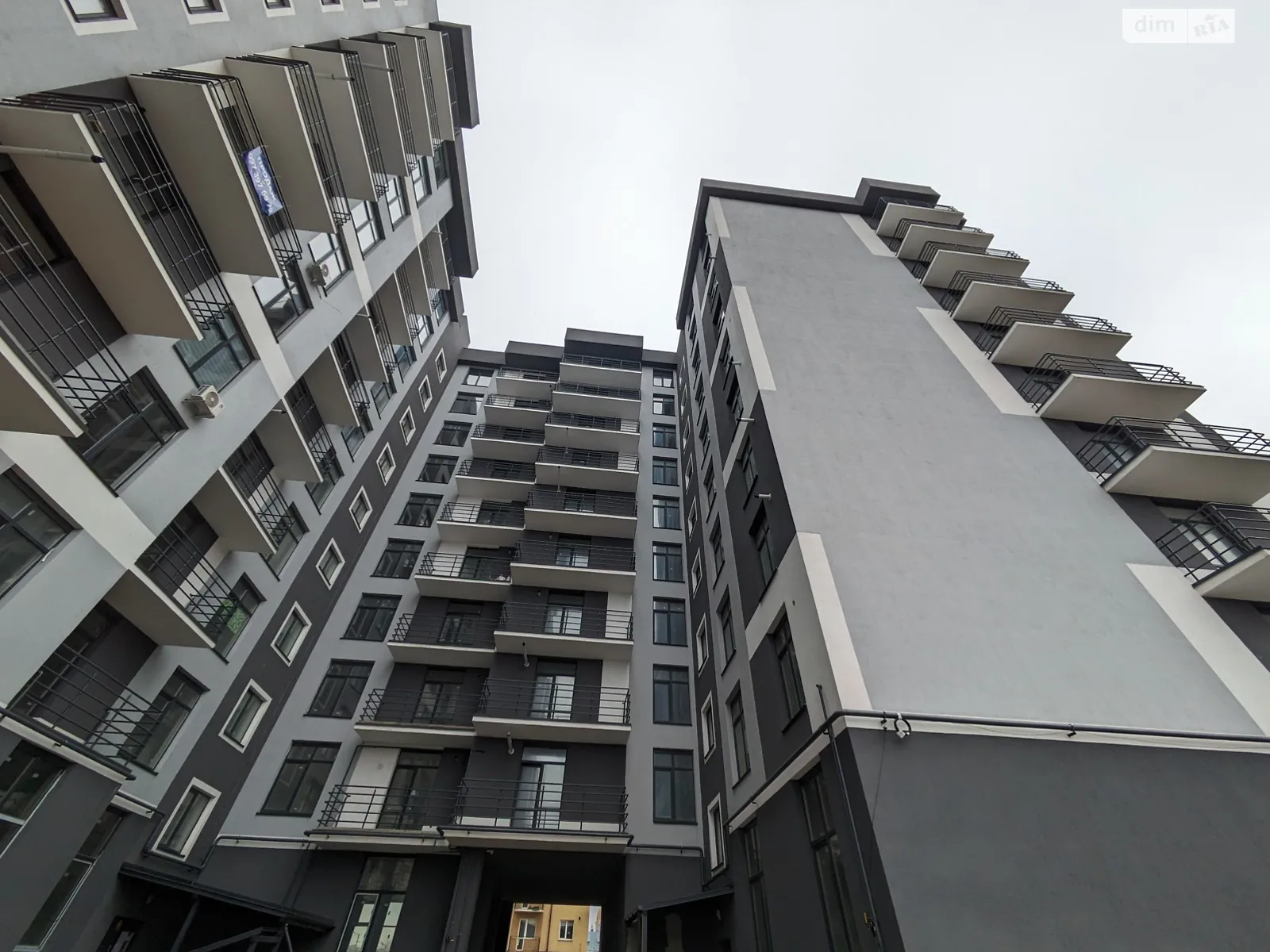 Продається 2-кімнатна квартира 79.8 кв. м у Івано-Франківську, вул. Хмельницького Богдана, 73А - фото 1