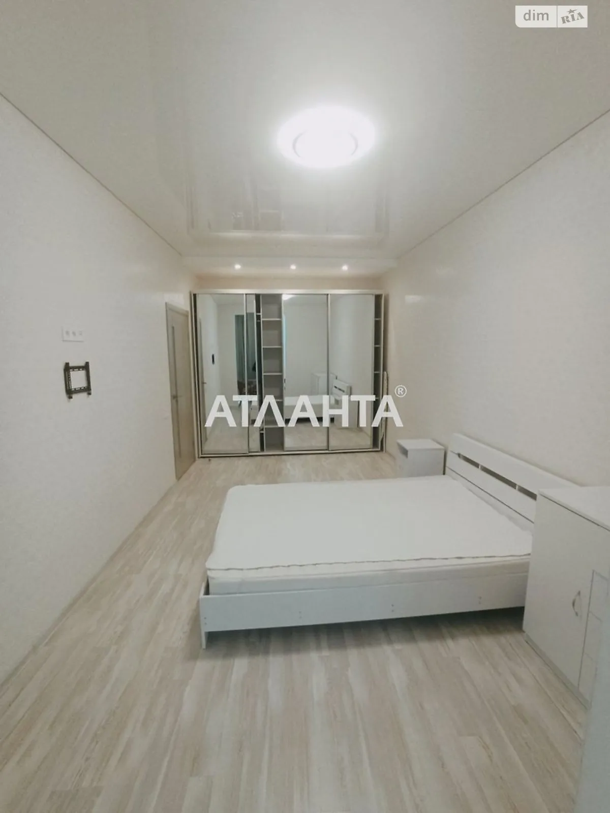 Продается 1-комнатная квартира 37 кв. м в Одессе - фото 3