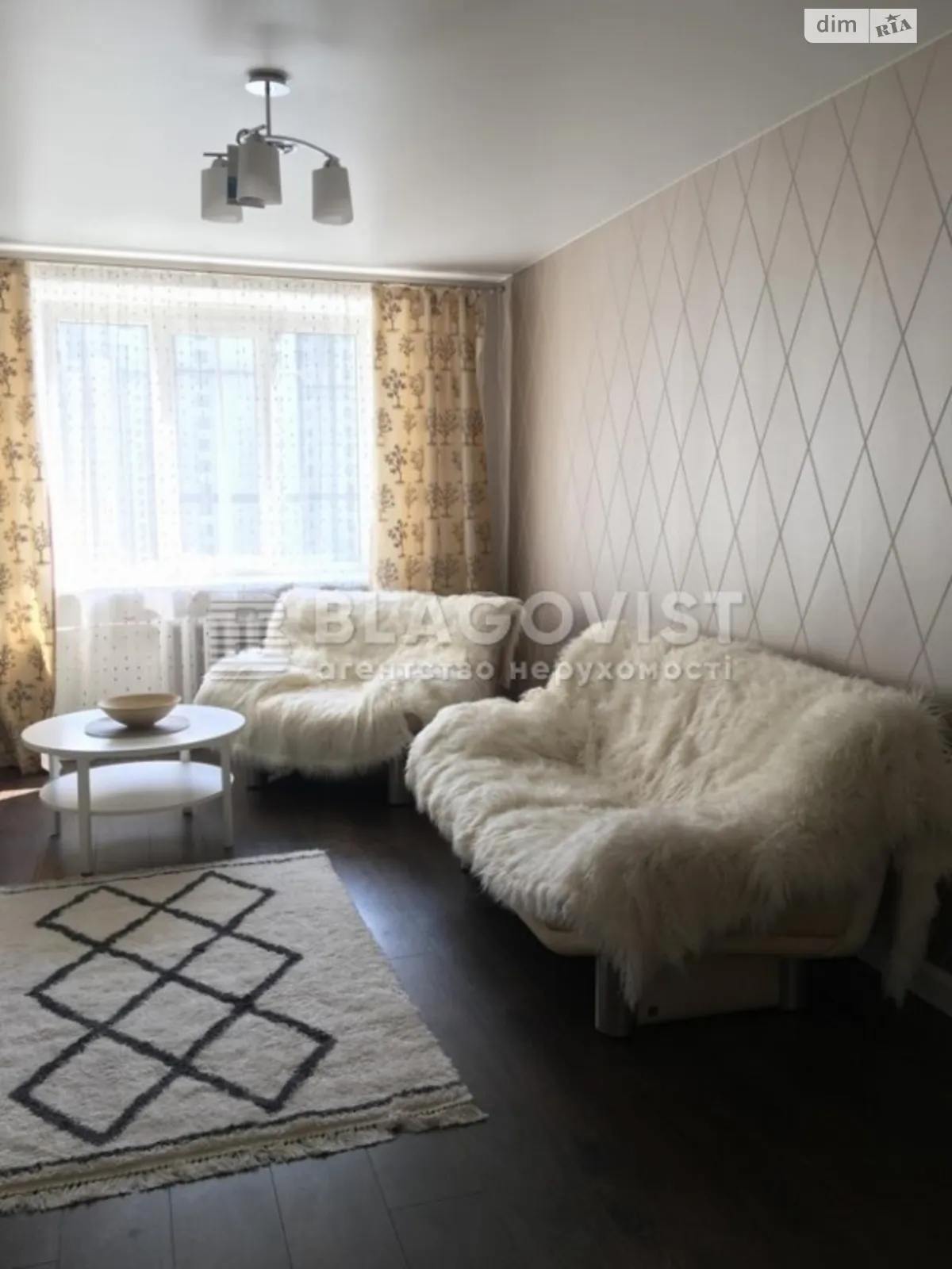 Продается 2-комнатная квартира 66 кв. м в Киеве, ул. Андрея Верхогляда(Драгомирова), 2
