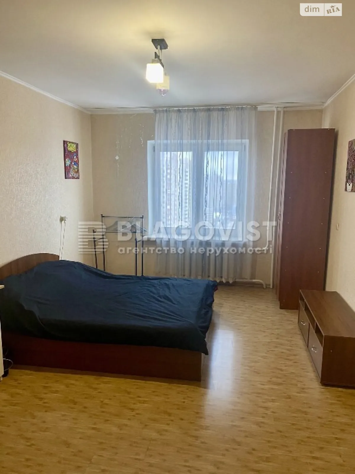 Продається 1-кімнатна квартира 66 кв. м у Києві, просп. Петра Григоренка, 18А