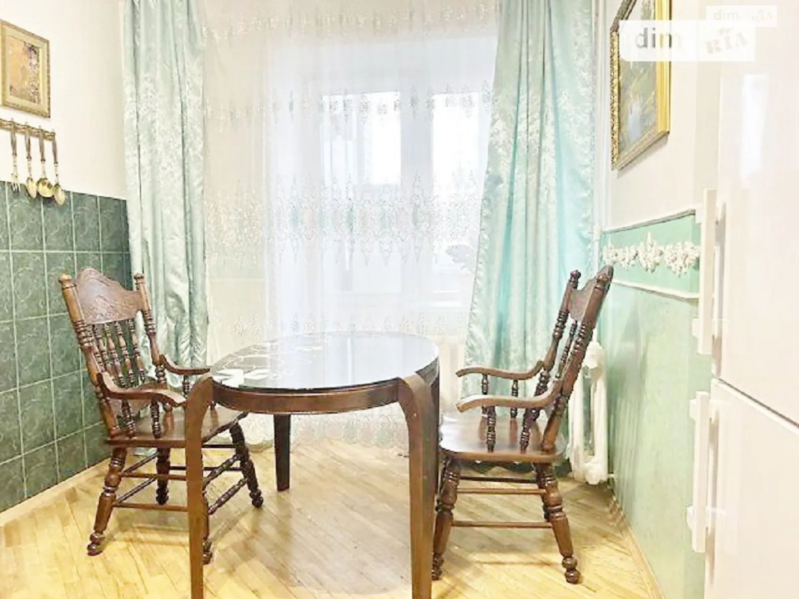 Продается 3-комнатная квартира 115 кв. м в Киеве, ул. Отдыха, 10
