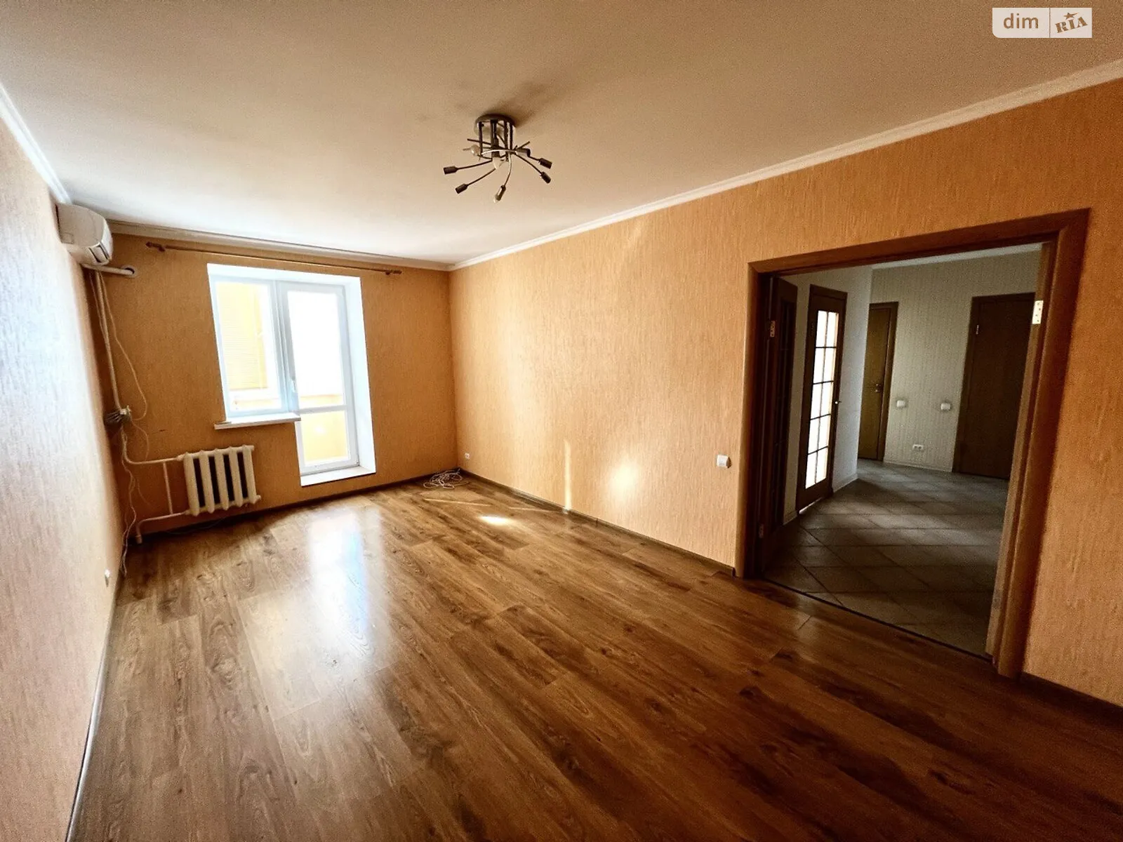 Продается 3-комнатная квартира 65 кв. м в Черкассах, ул. Владимира Великого(Гагарина), 35