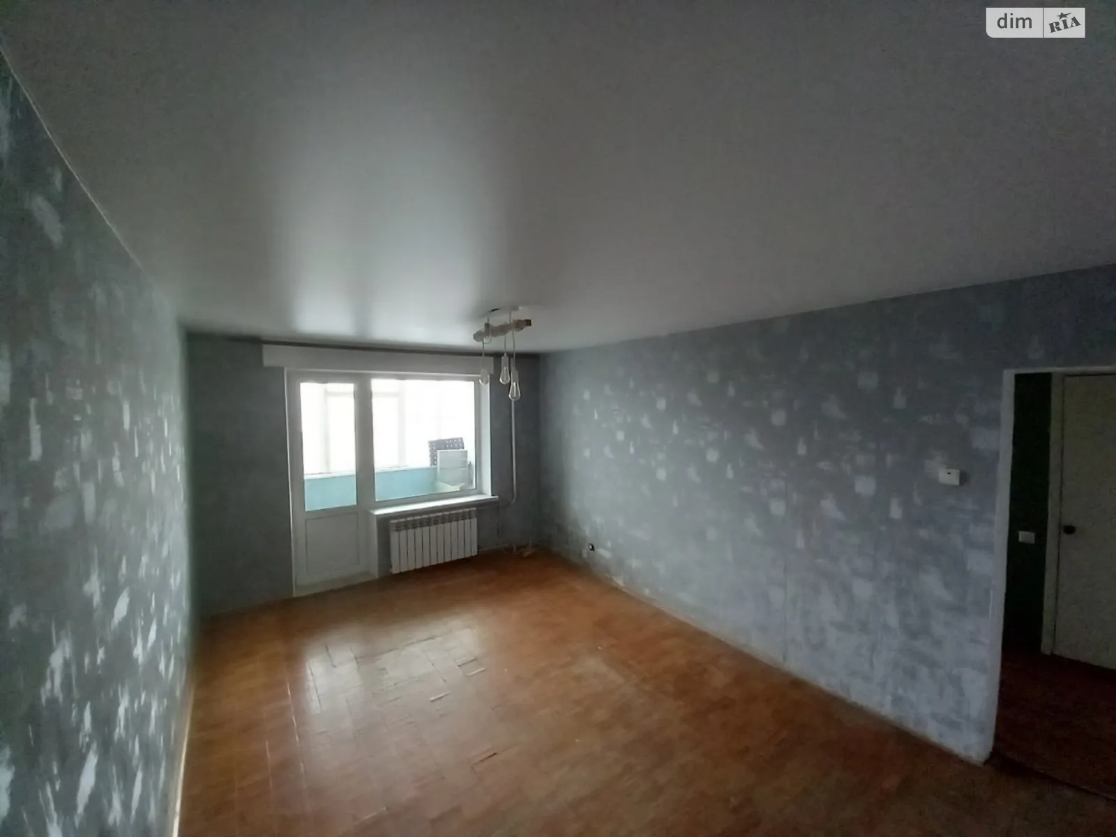 Продается 1-комнатная квартира 39 кв. м в Полтаве, цена: 27900 $