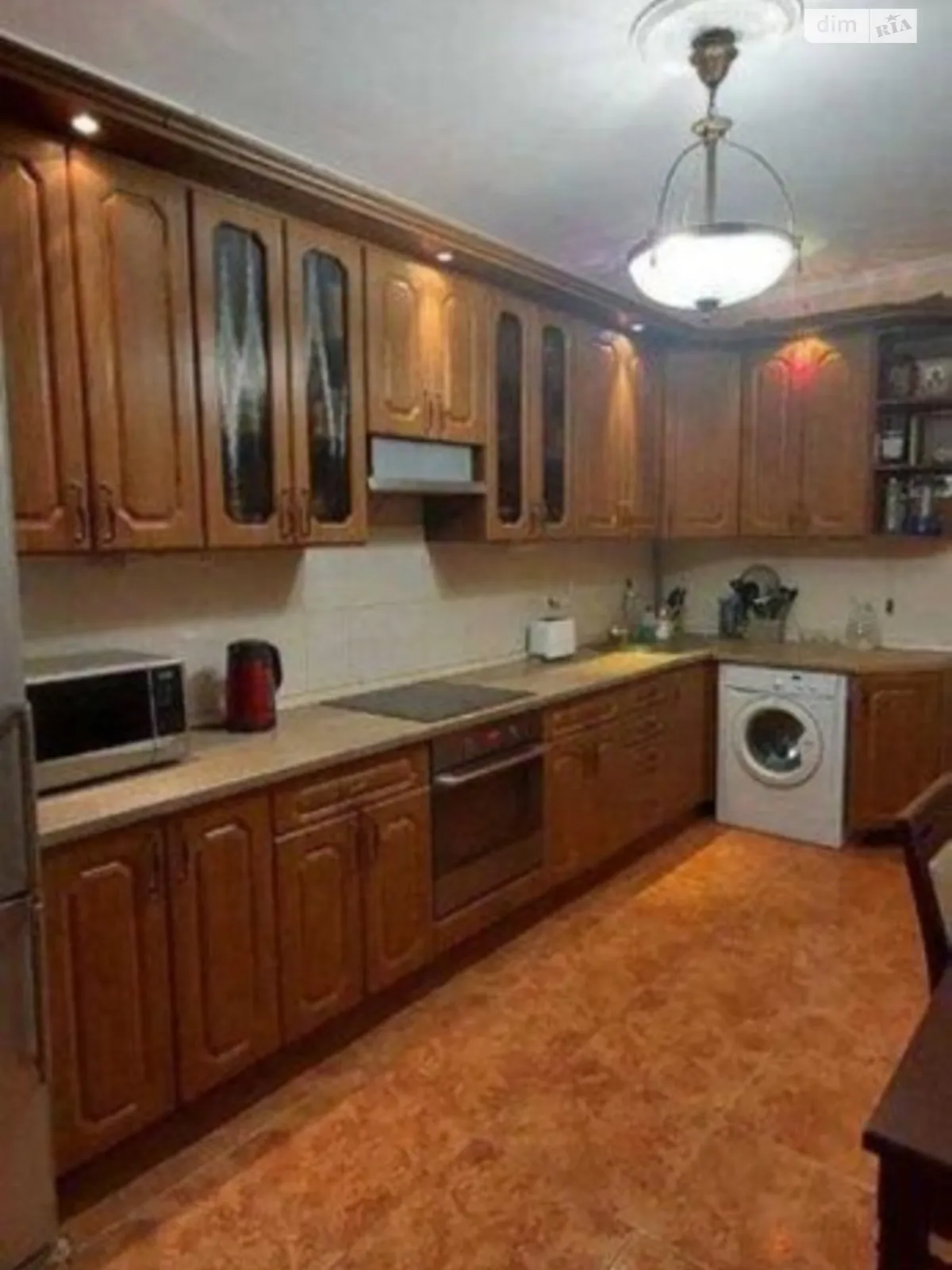 Продается 1-комнатная квартира 55 кв. м в Киеве, ул. Юлии Здановской(Михаила Ломоносова), 54