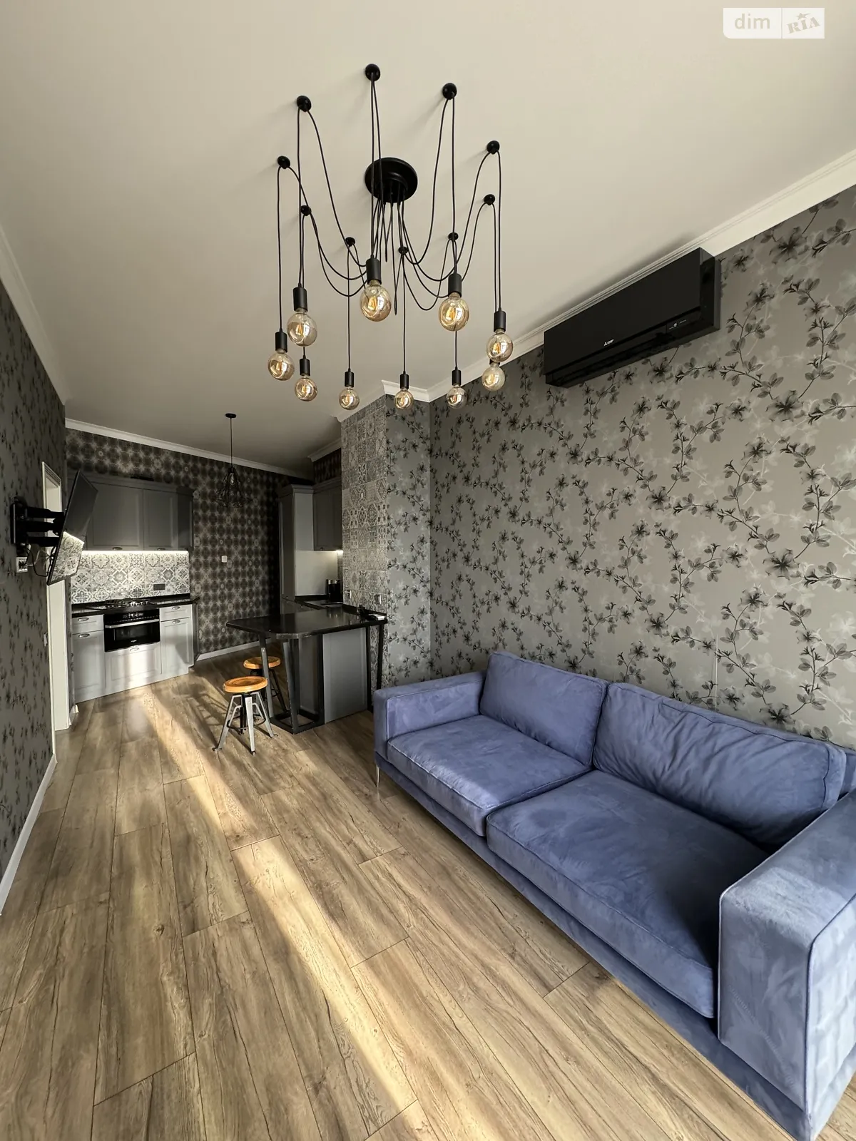 Сдается в аренду 1-комнатная квартира 45.9 кв. м в Одессе, бул. Французский - фото 1