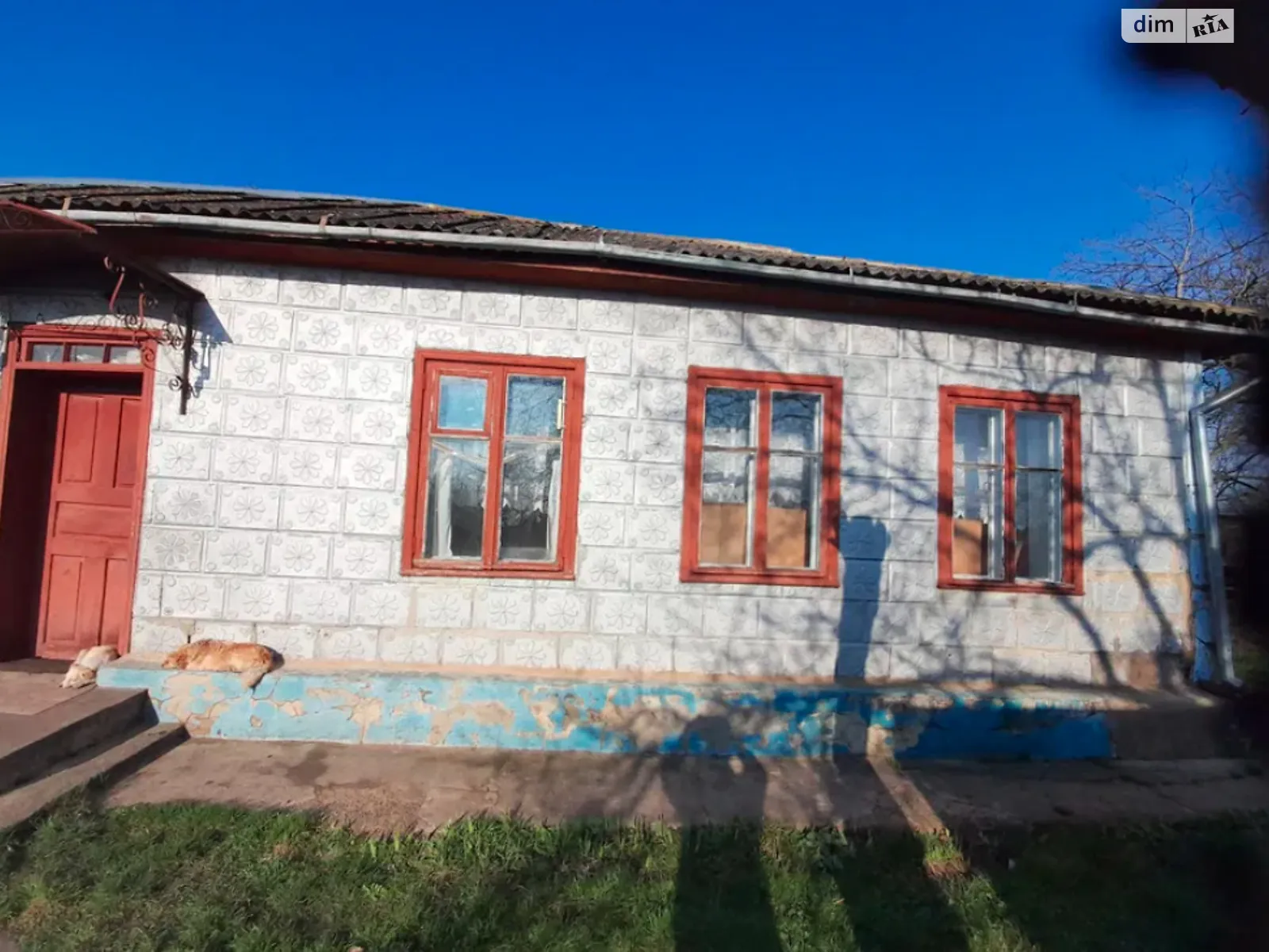 Продається одноповерховий будинок 25 кв. м з каміном, цена: 2000 $