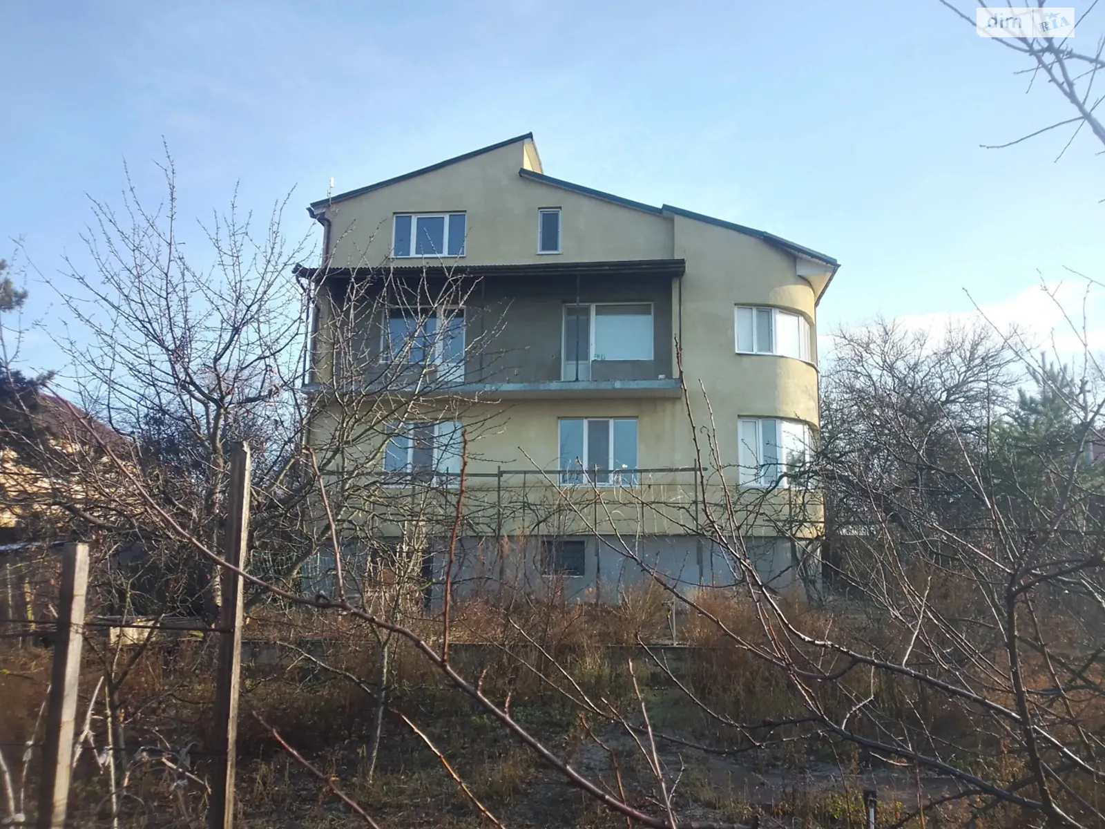 Продається будинок 2 поверховий 275 кв. м з каміном, цена: 60000 $