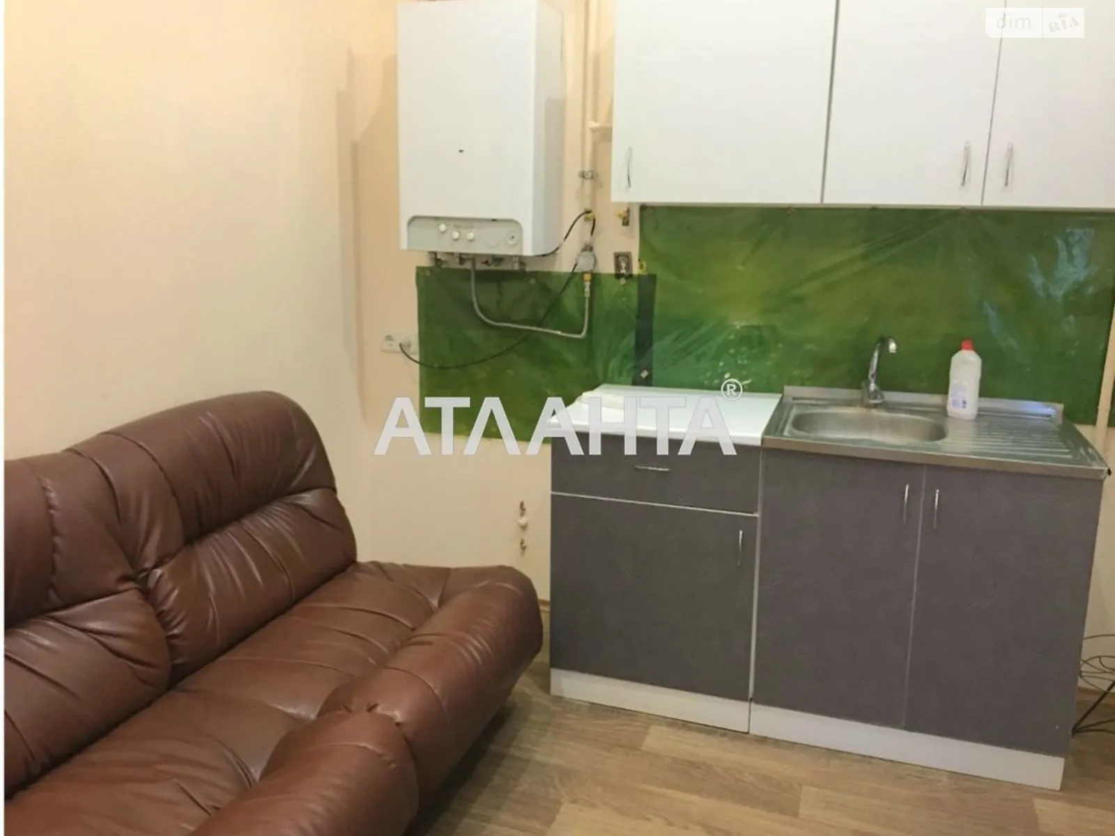 Продается офис 171.6 кв. м в бизнес-центре, цена: 125000 $