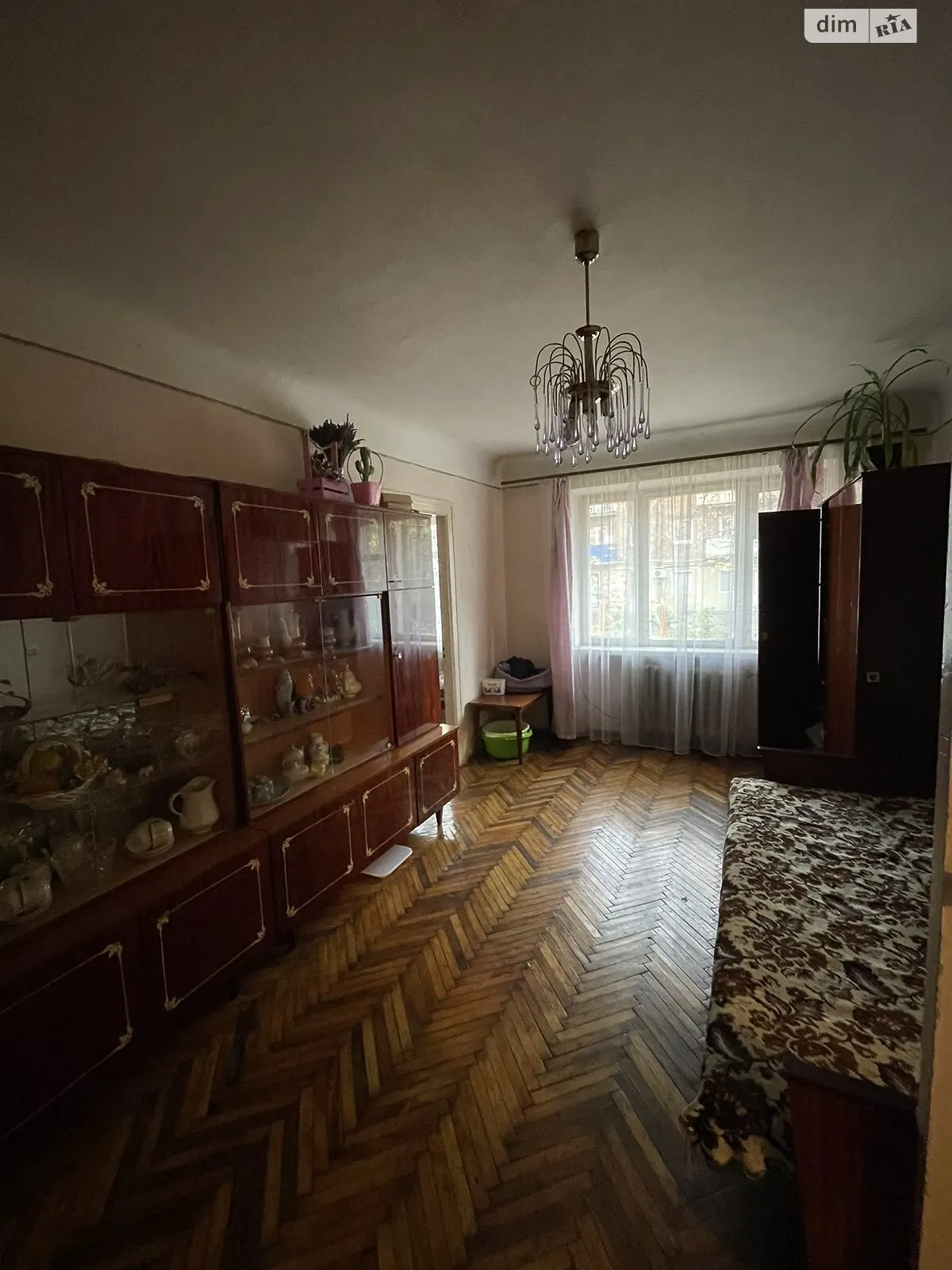 Продается 3-комнатная квартира 56 кв. м в Черновцах, цена: 48000 $