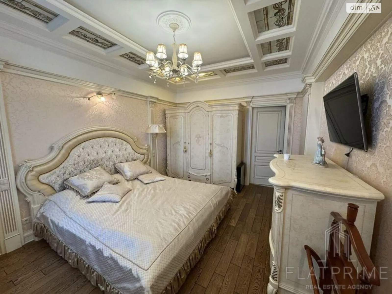 Продается 3-комнатная квартира 112 кв. м в Киеве, наб. Днепровская, 14А - фото 1